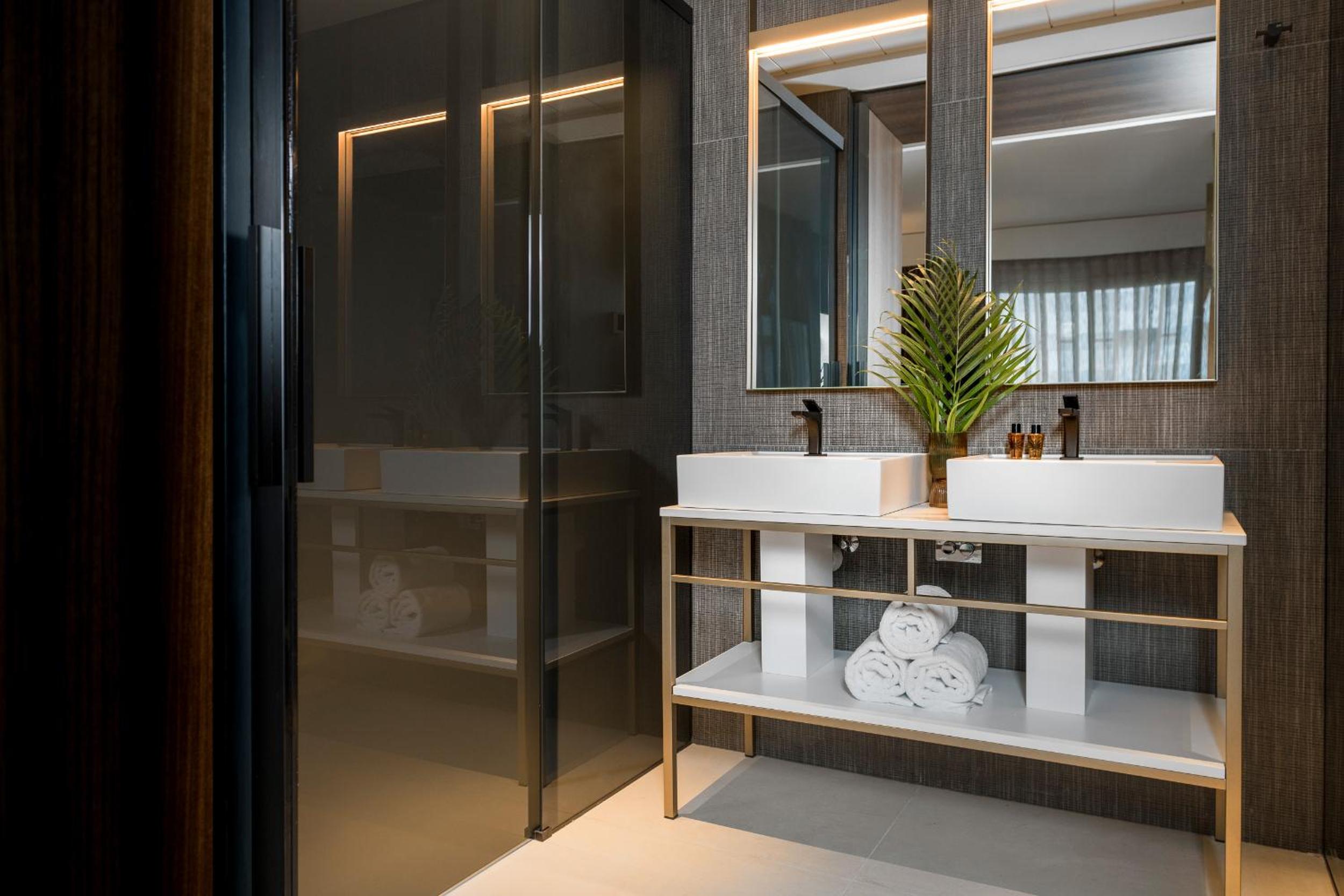 Junior Suite - Photo 9