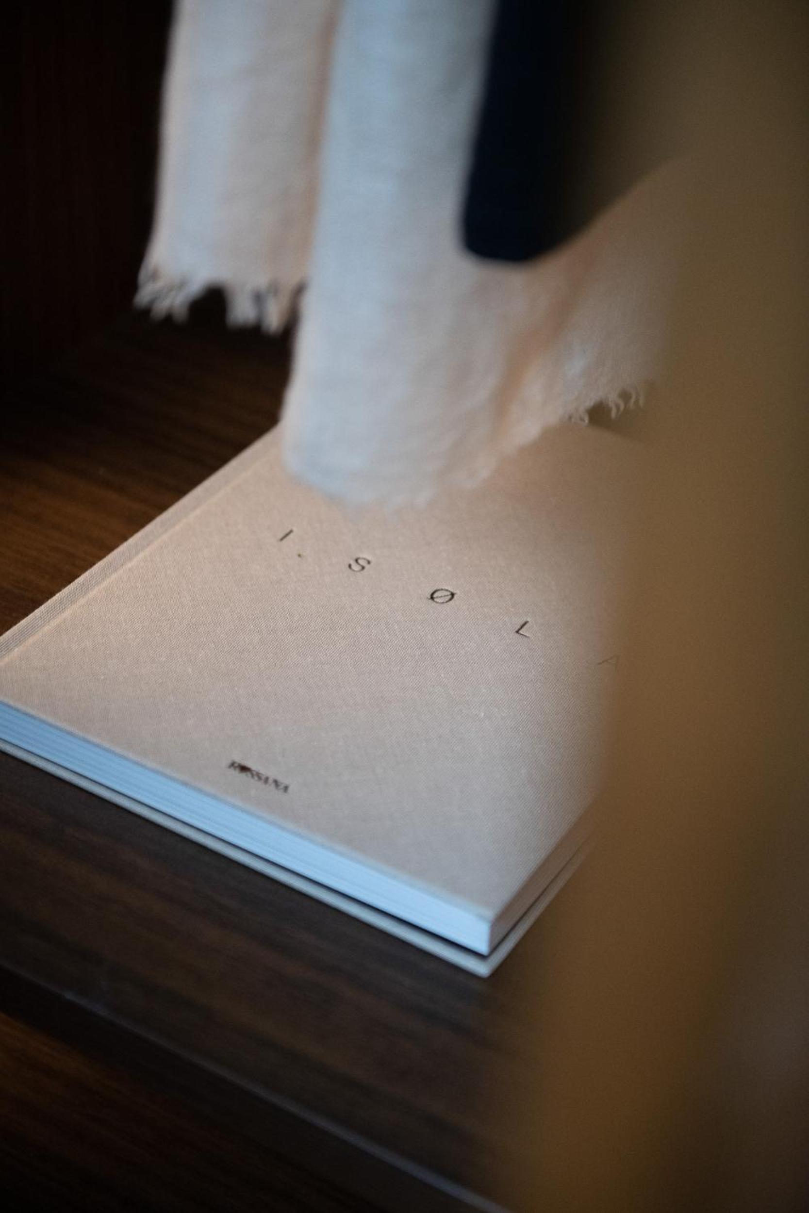 Deluxe Room - Photo 5
