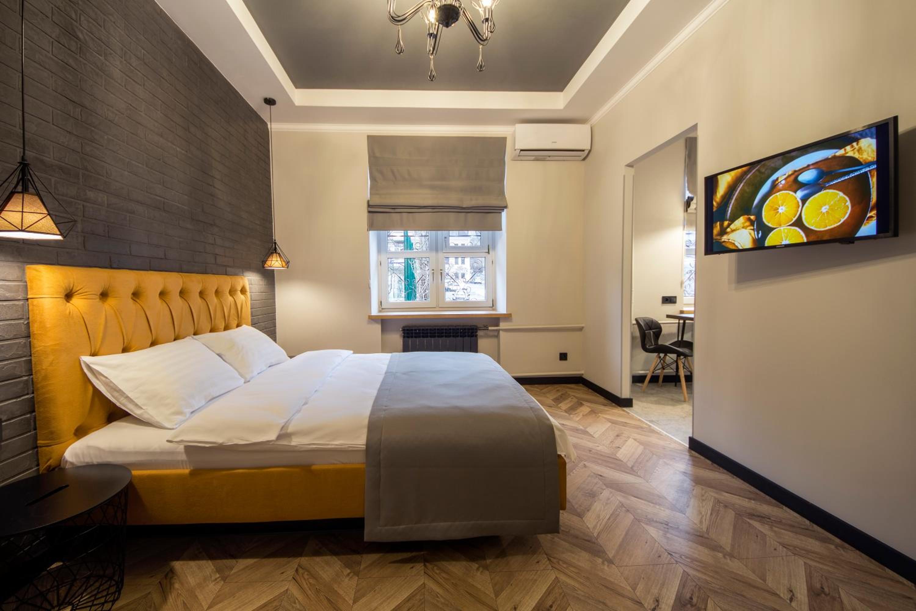Design Apartment - Prorizna str. 10