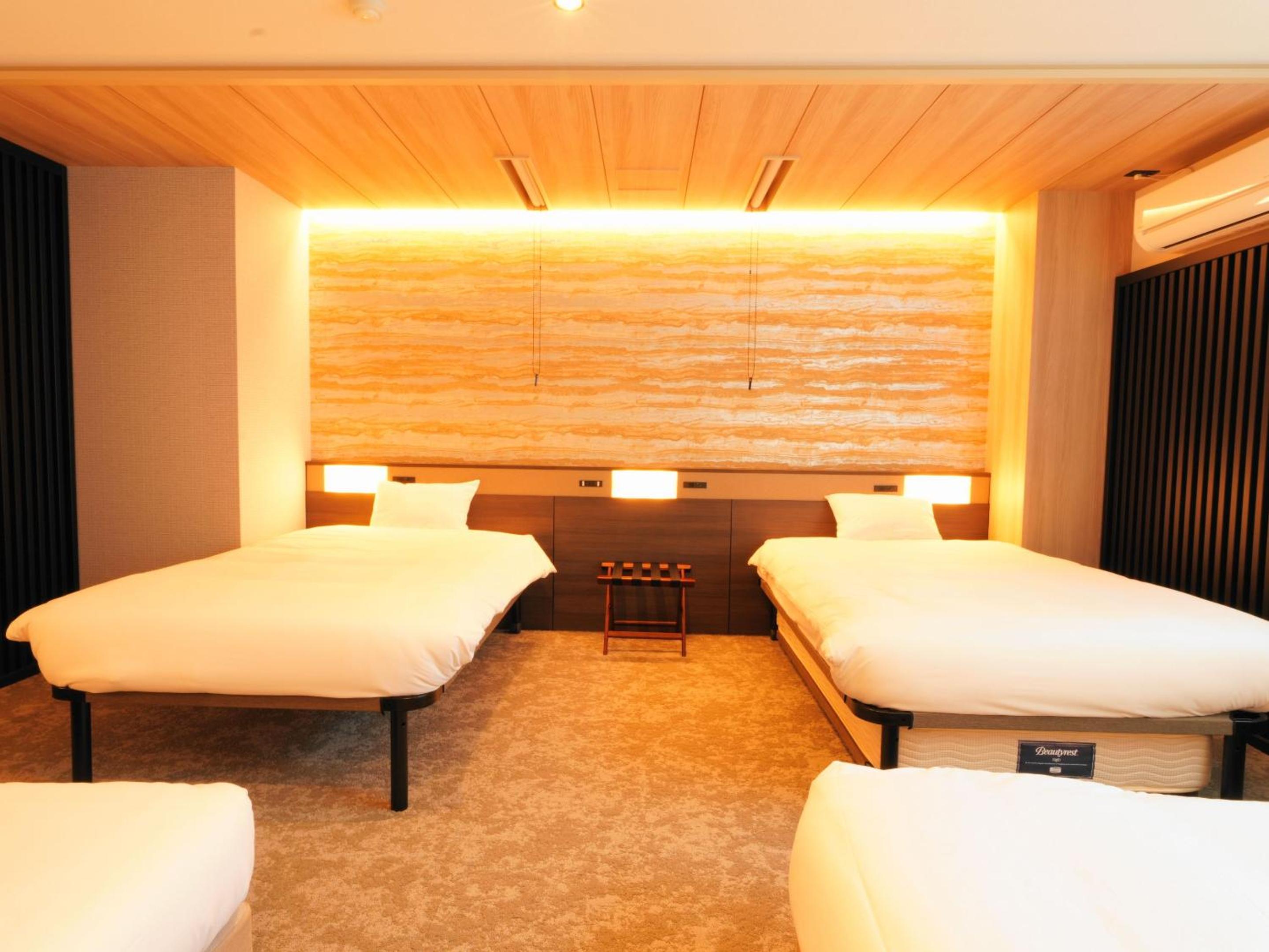 Quadruple Room with Bathroom