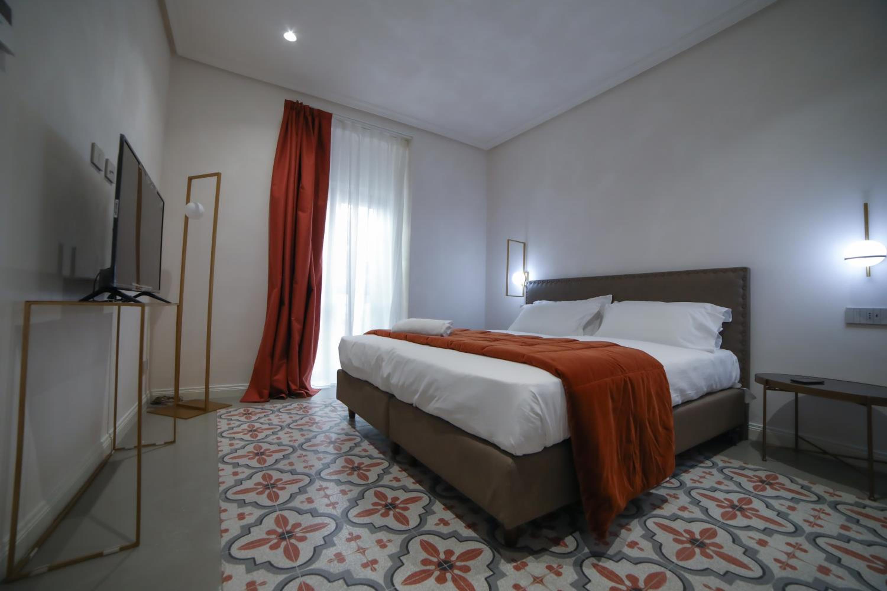 Standard Double or Twin Room - Photo 2