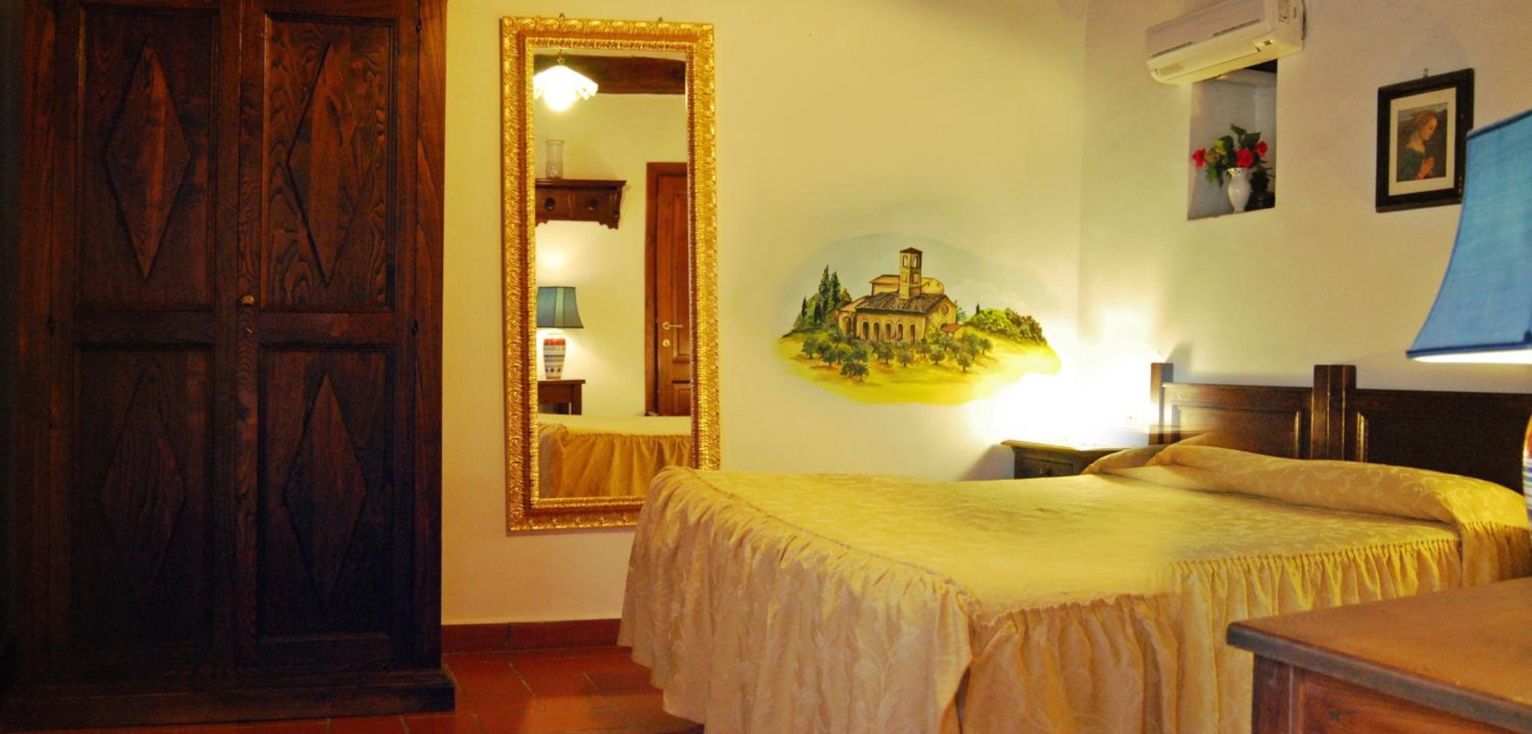 Standard Double Room photo 1