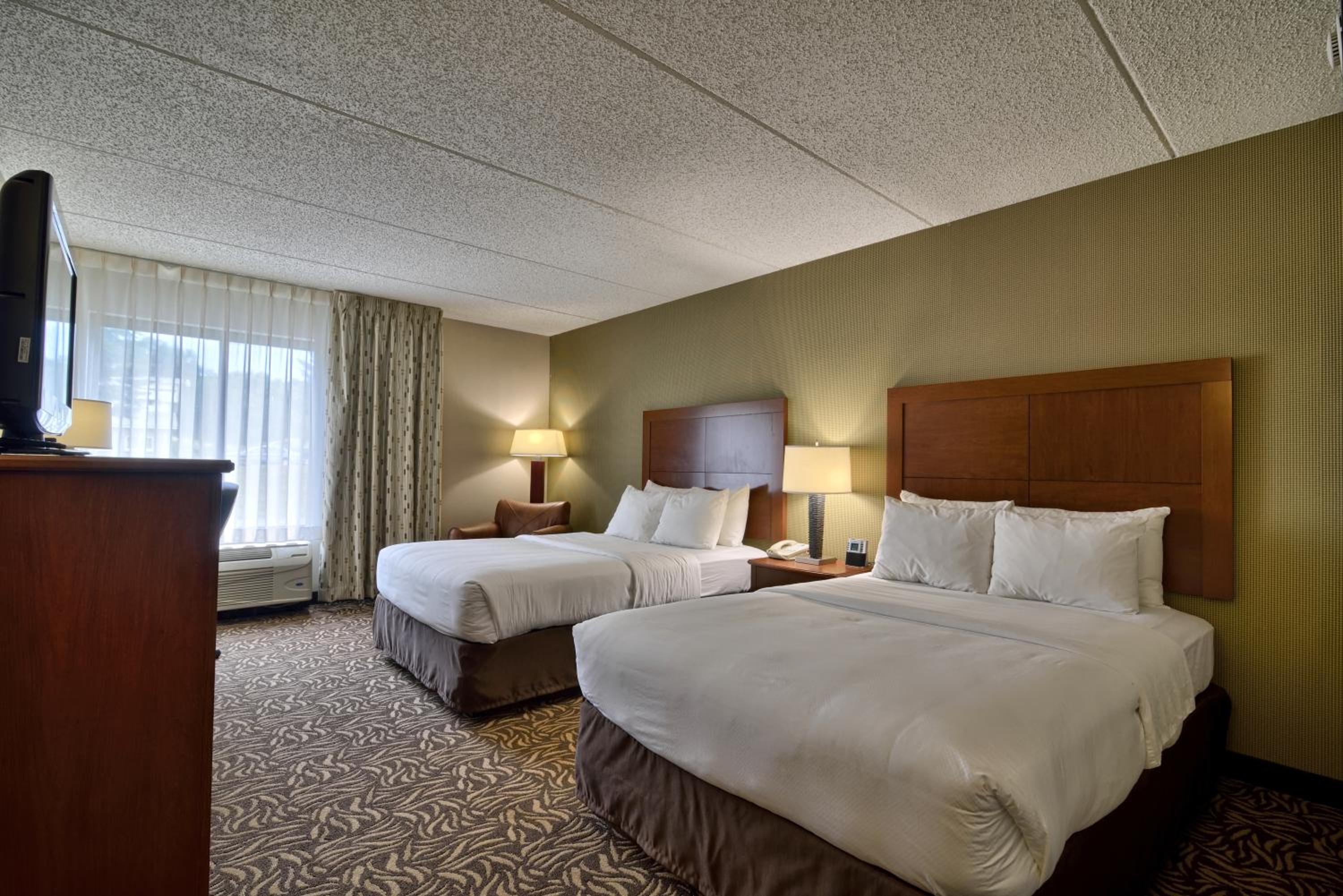Double Room with Two Double Beds - Non-Smoking - Photo 1