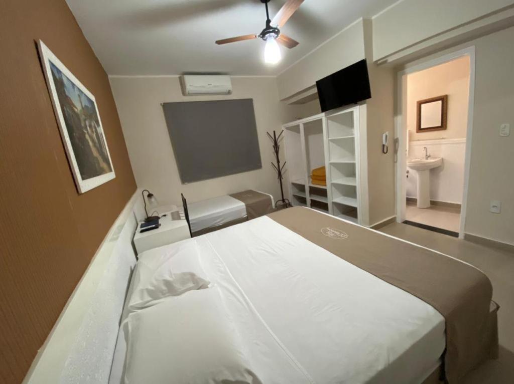 Double or Twin Room with Extra Bed photo 3