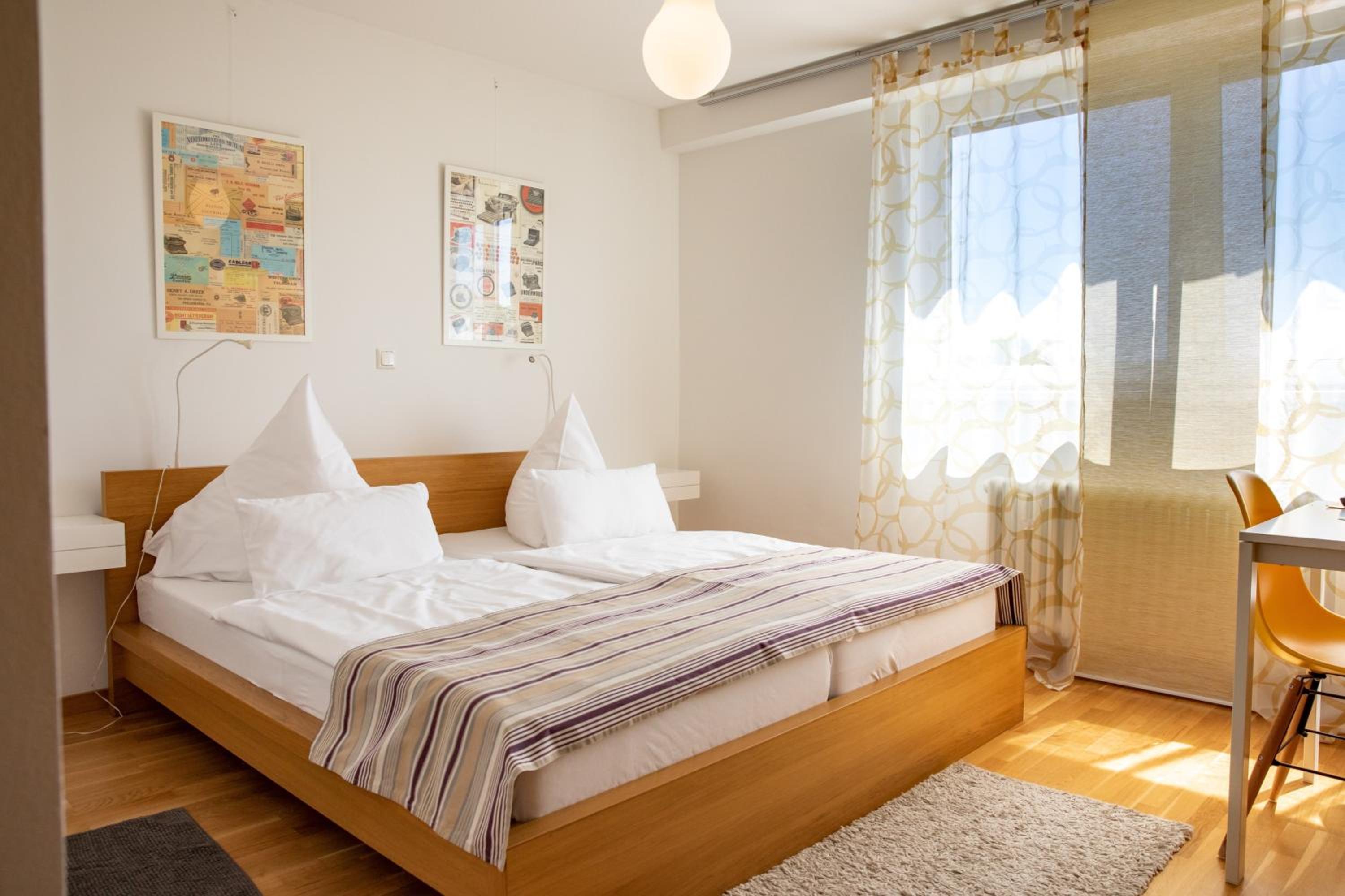 Standard Double Room - Photo 3