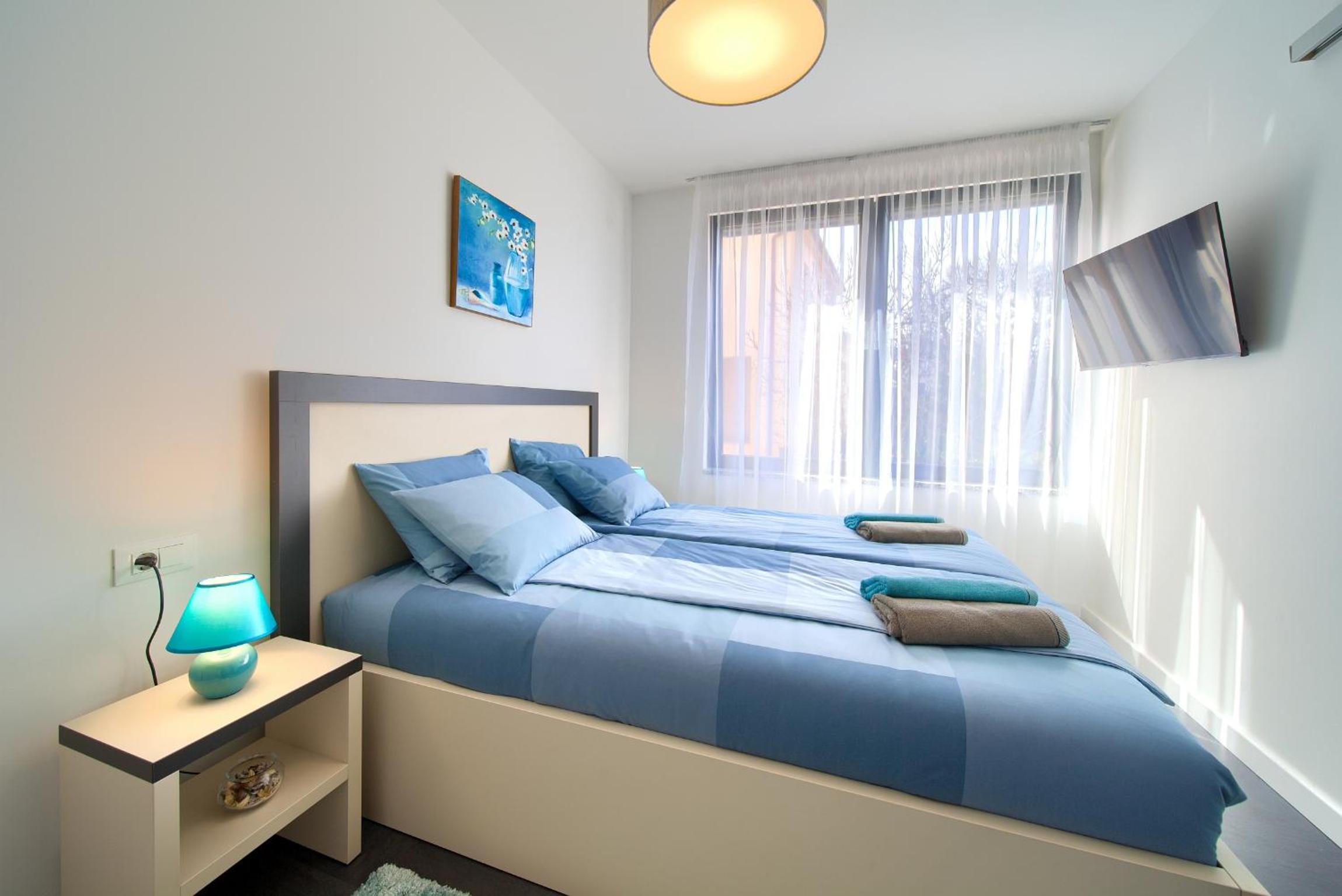 Three Bedroom Apartment with Private Pool photo 2