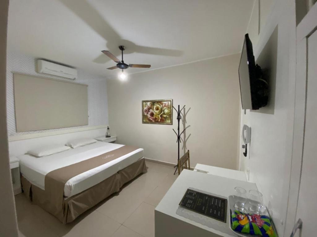 Double Room with Air Conditioning photo 1