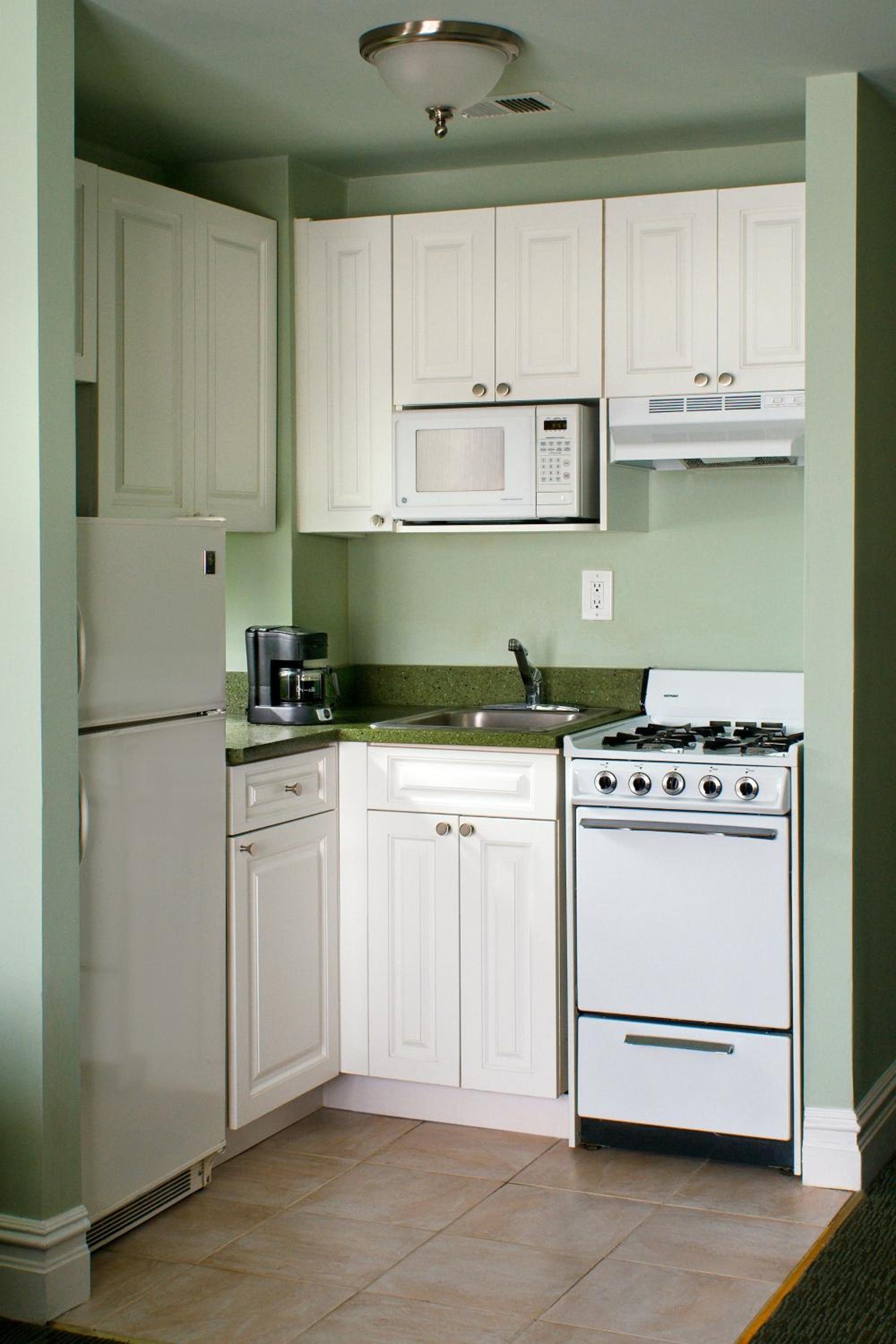 One-Bedroom Suite with Two Double Beds - Photo 2