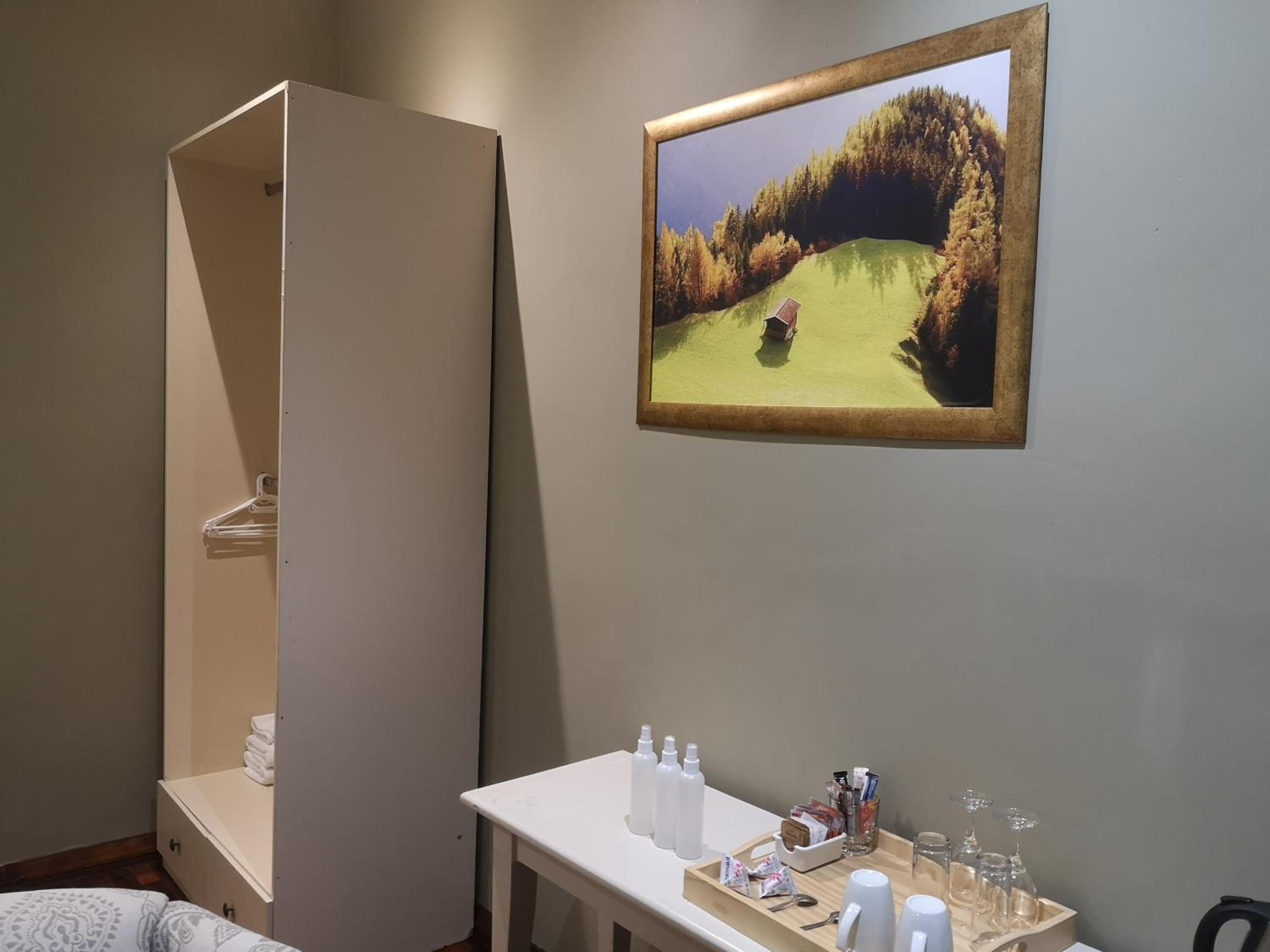 Deluxe Queen Room - Photo 18