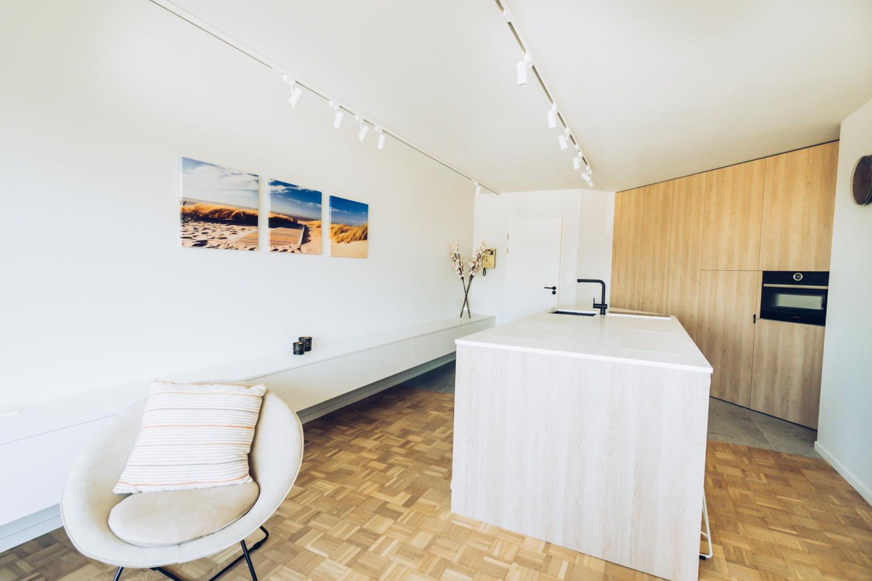 One-Bedroom Apartment - Photo 6