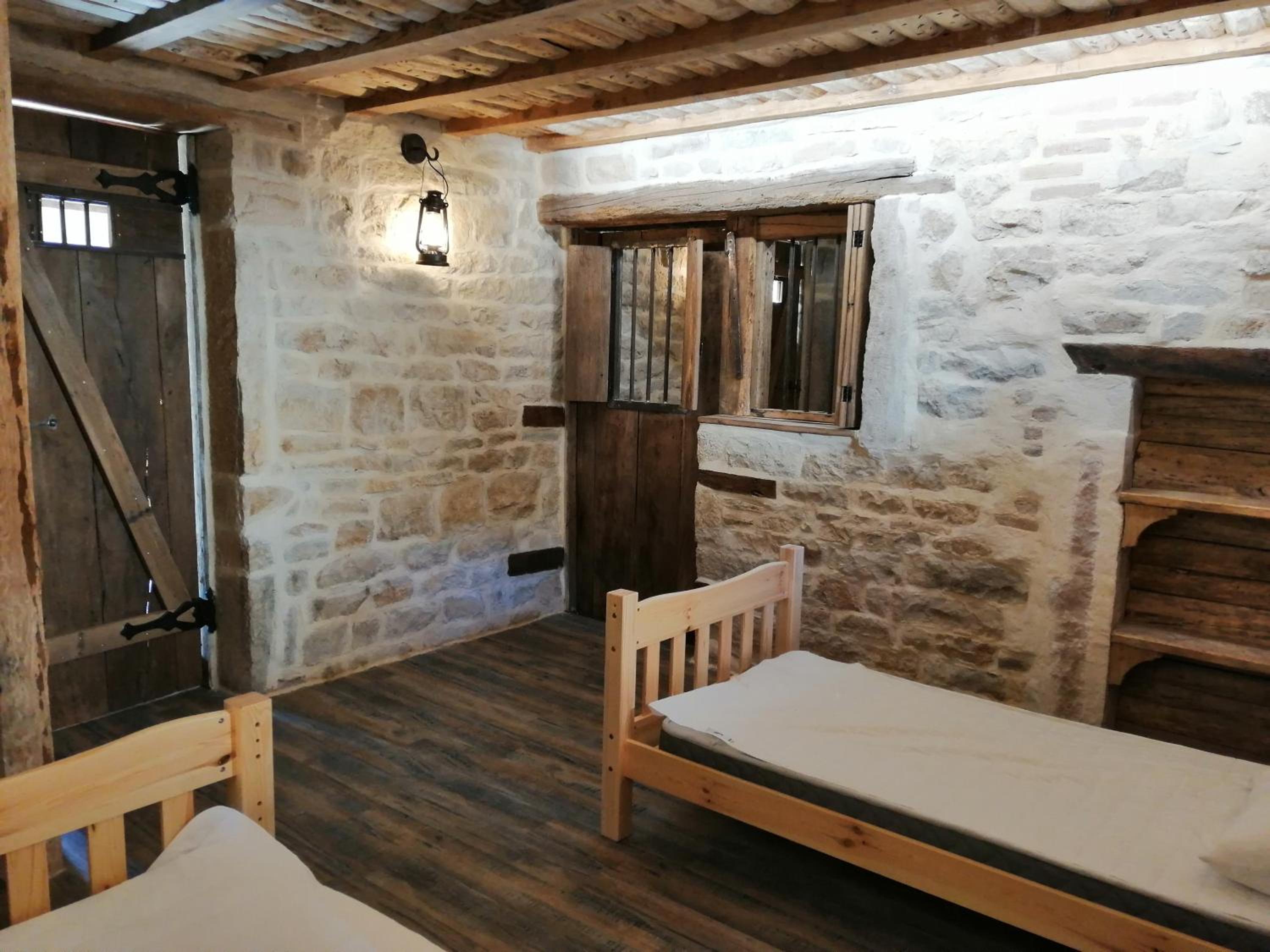 Two-Bedroom House - Photo 13