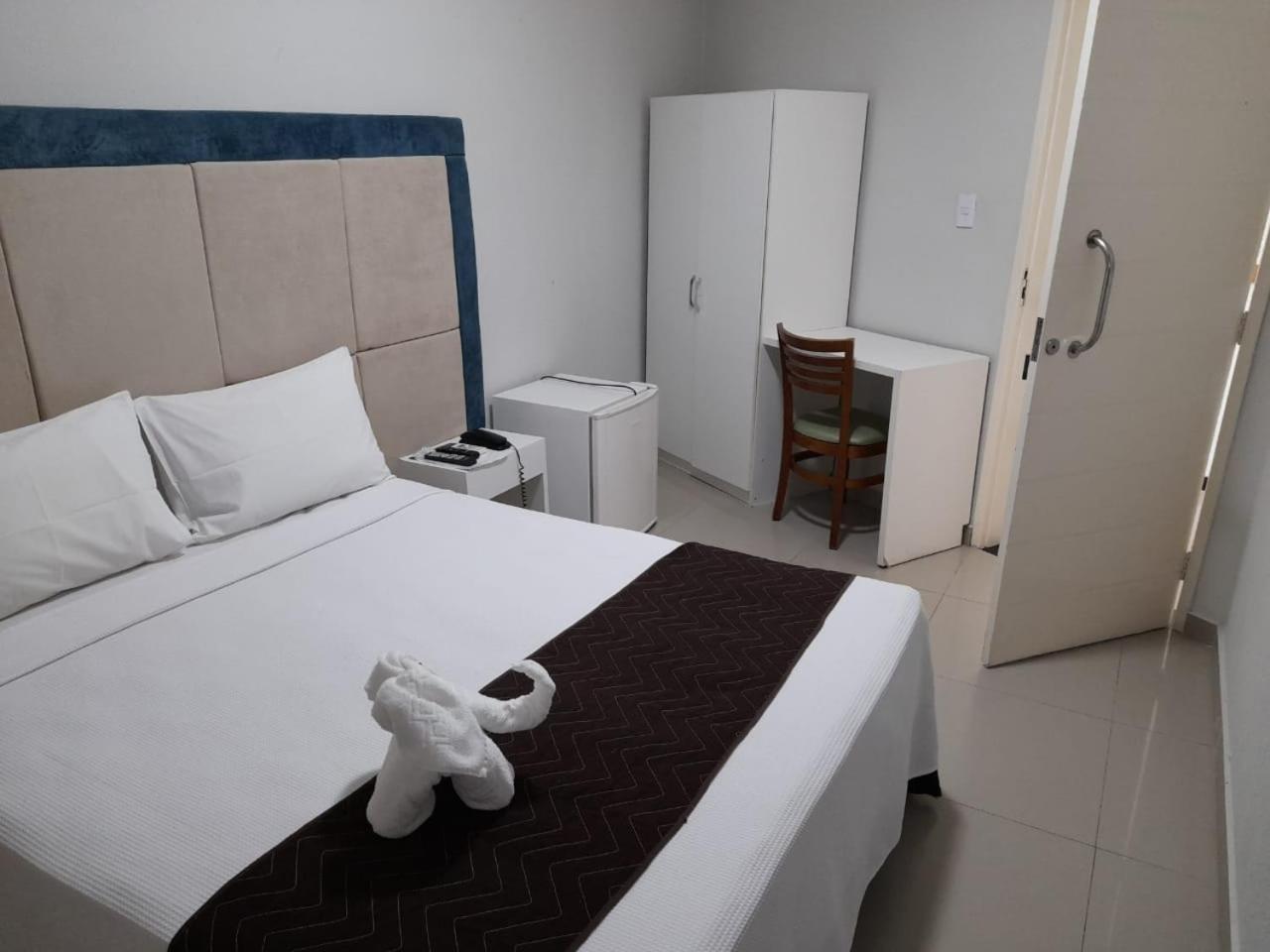 Standard Double Room - Photo 1