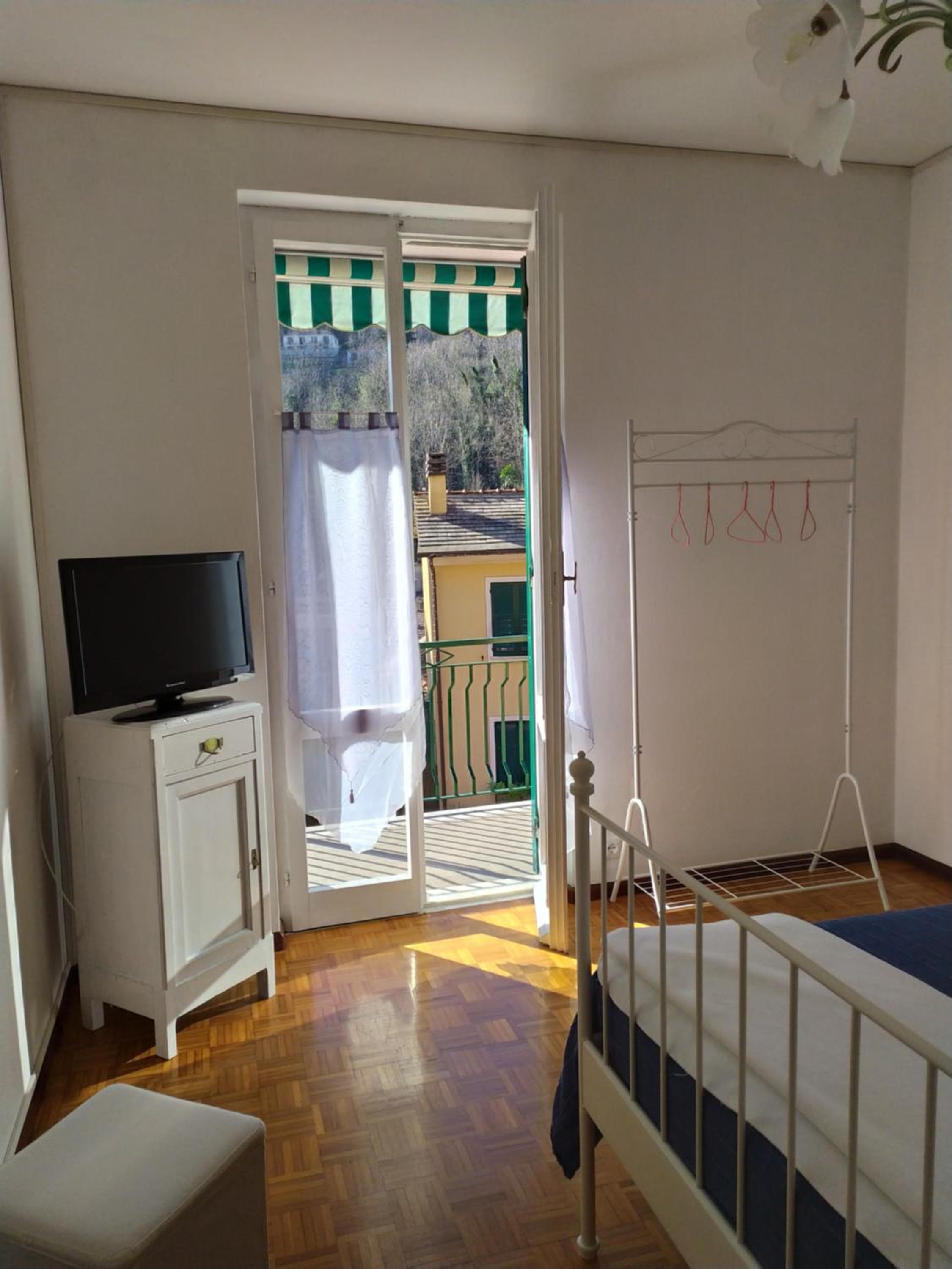 Two-Bedroom Apartment - Photo 3