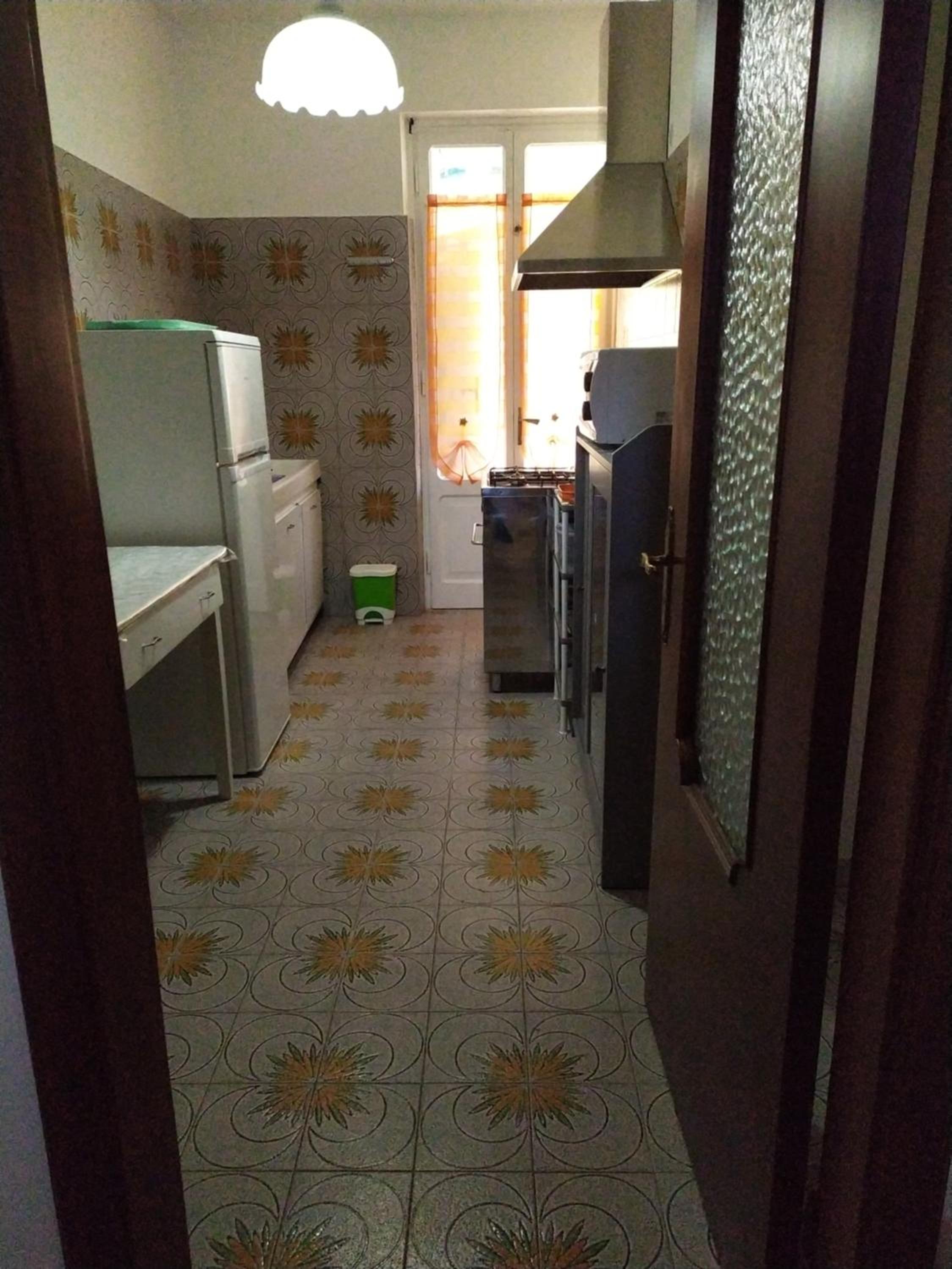Two-Bedroom Apartment - Photo 7