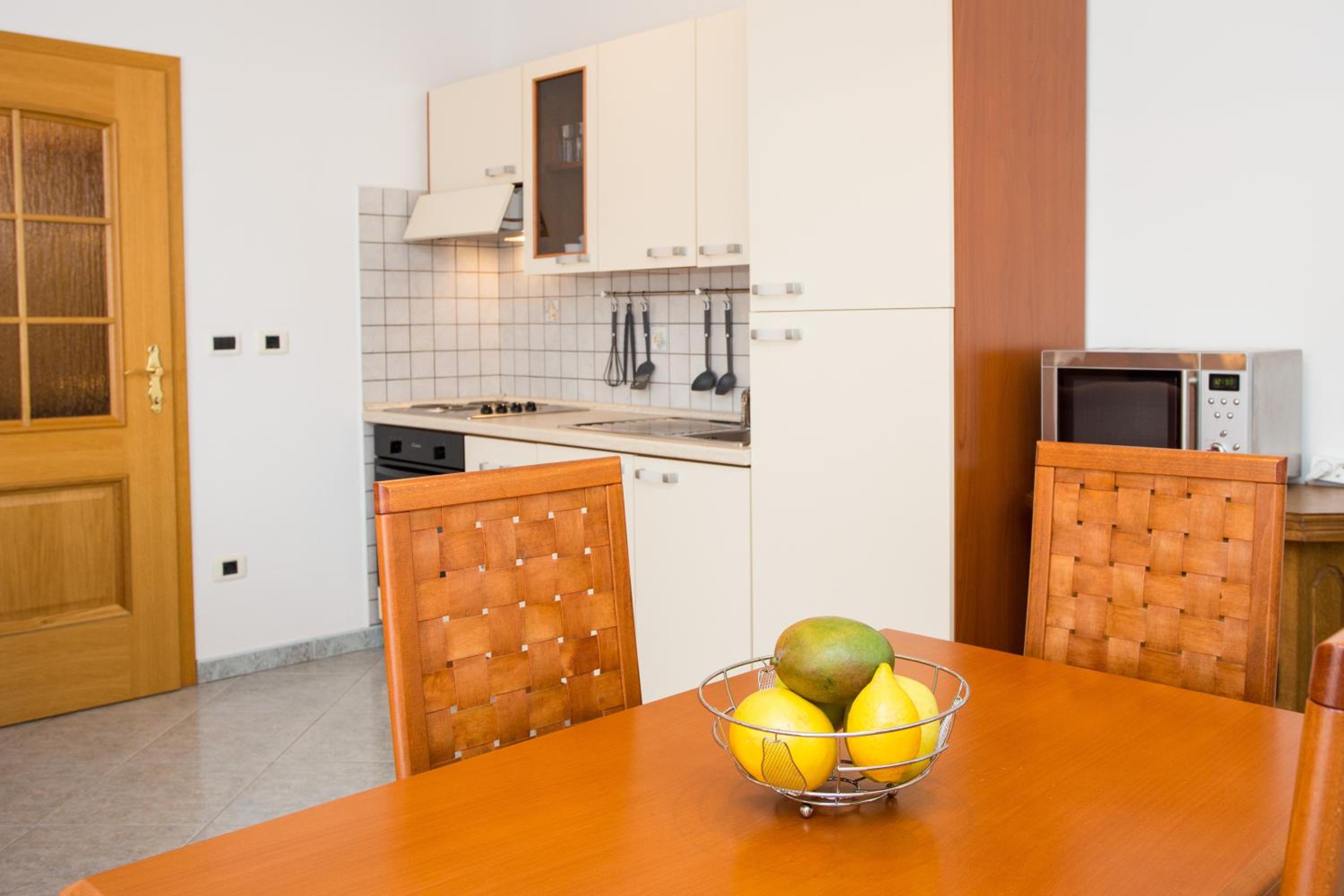 One-Bedroom Apartment with Balcony photo 3