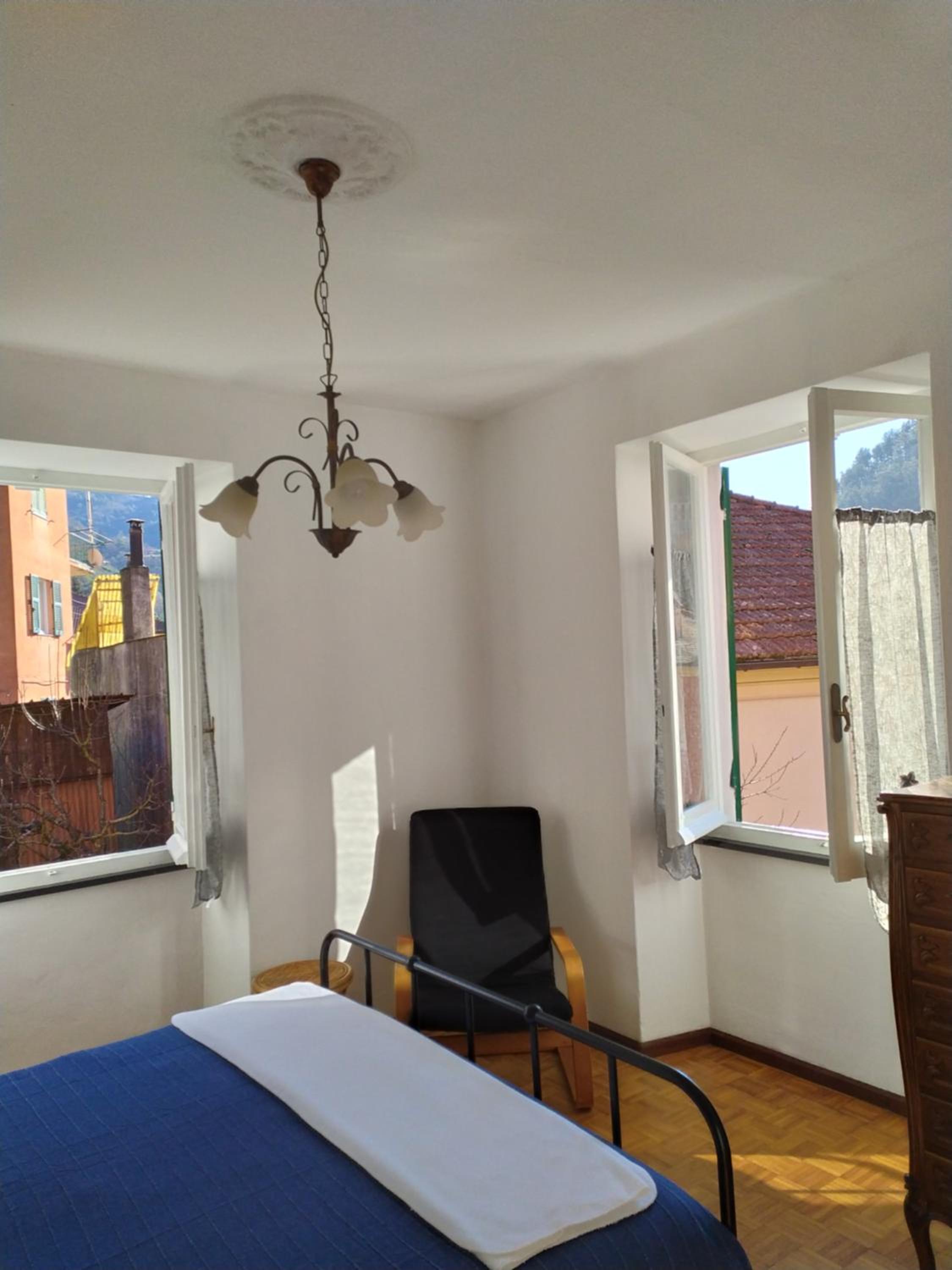 Two-Bedroom Apartment - Photo 2