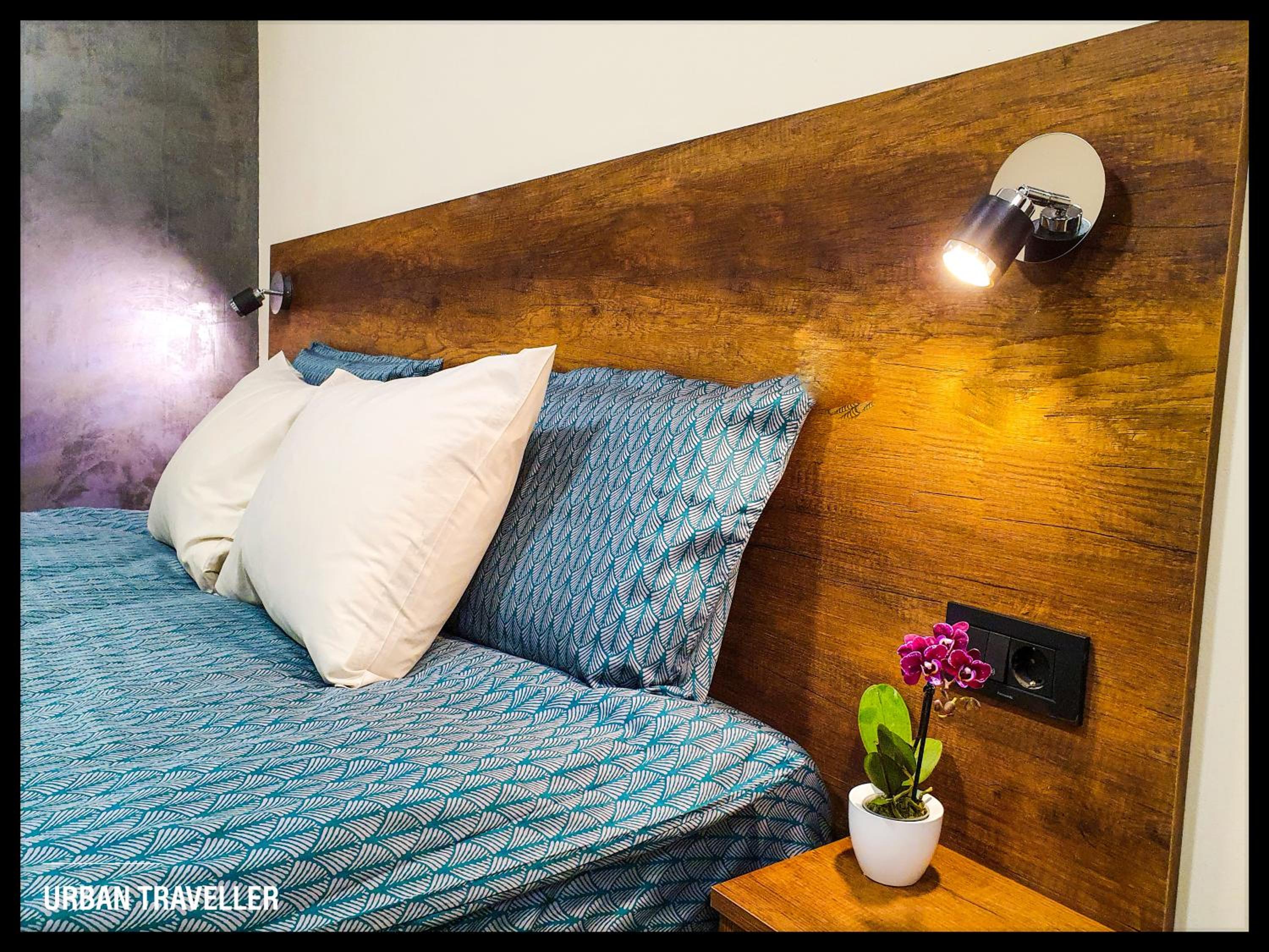 Two-Bedroom Apartment - Photo 28