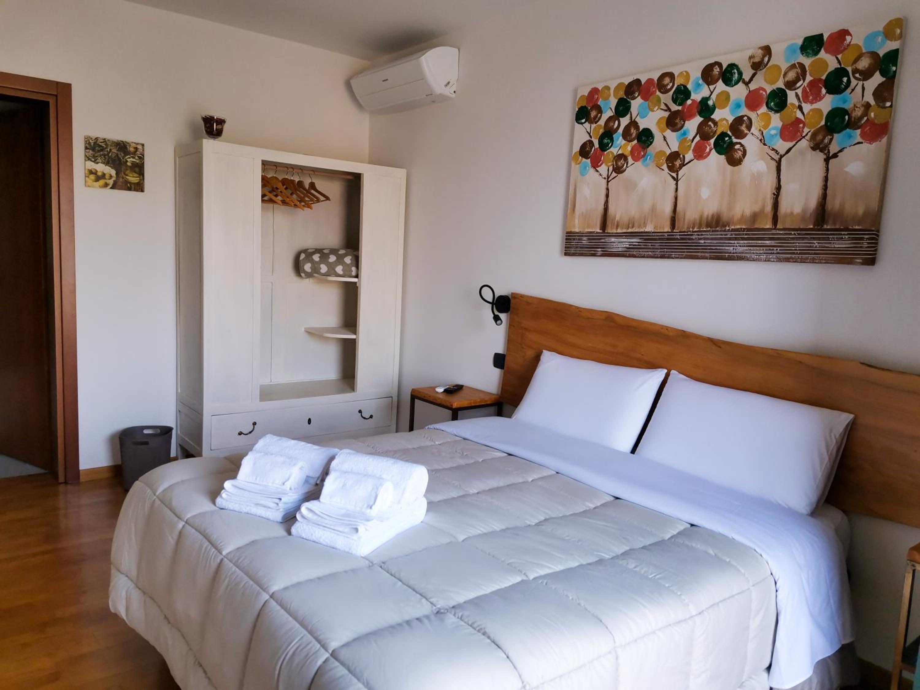 Double or Twin Room with Terrace photo 3