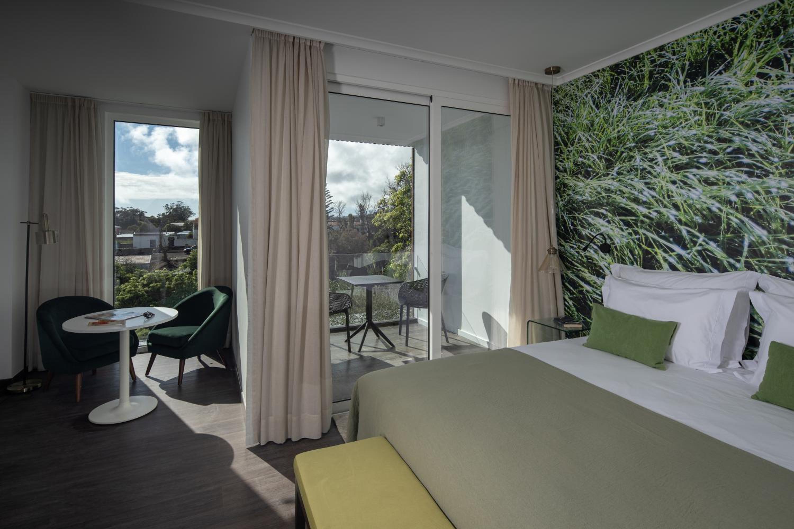 Deluxe Room - Photo 1