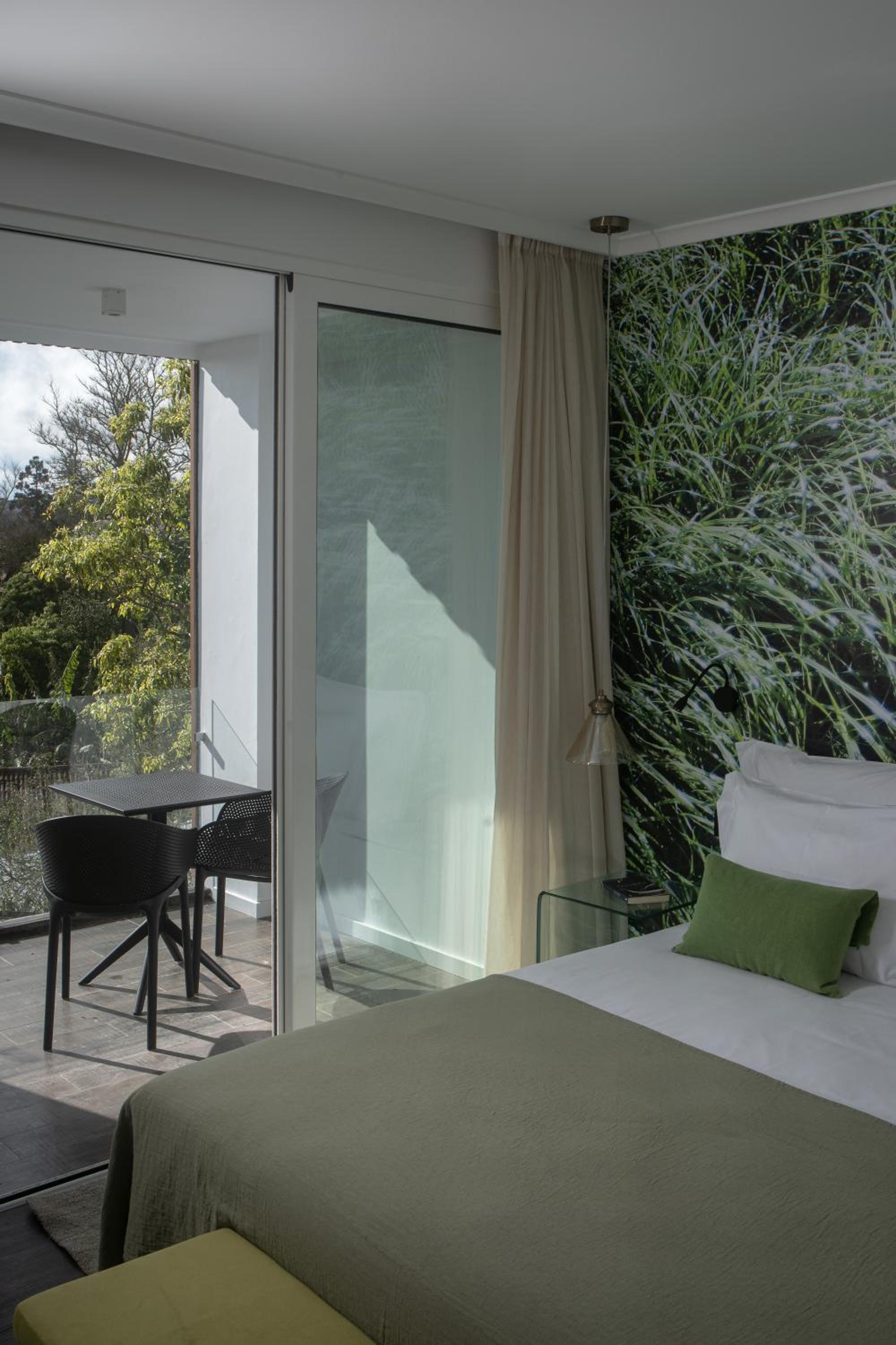 Deluxe Room - Photo 4