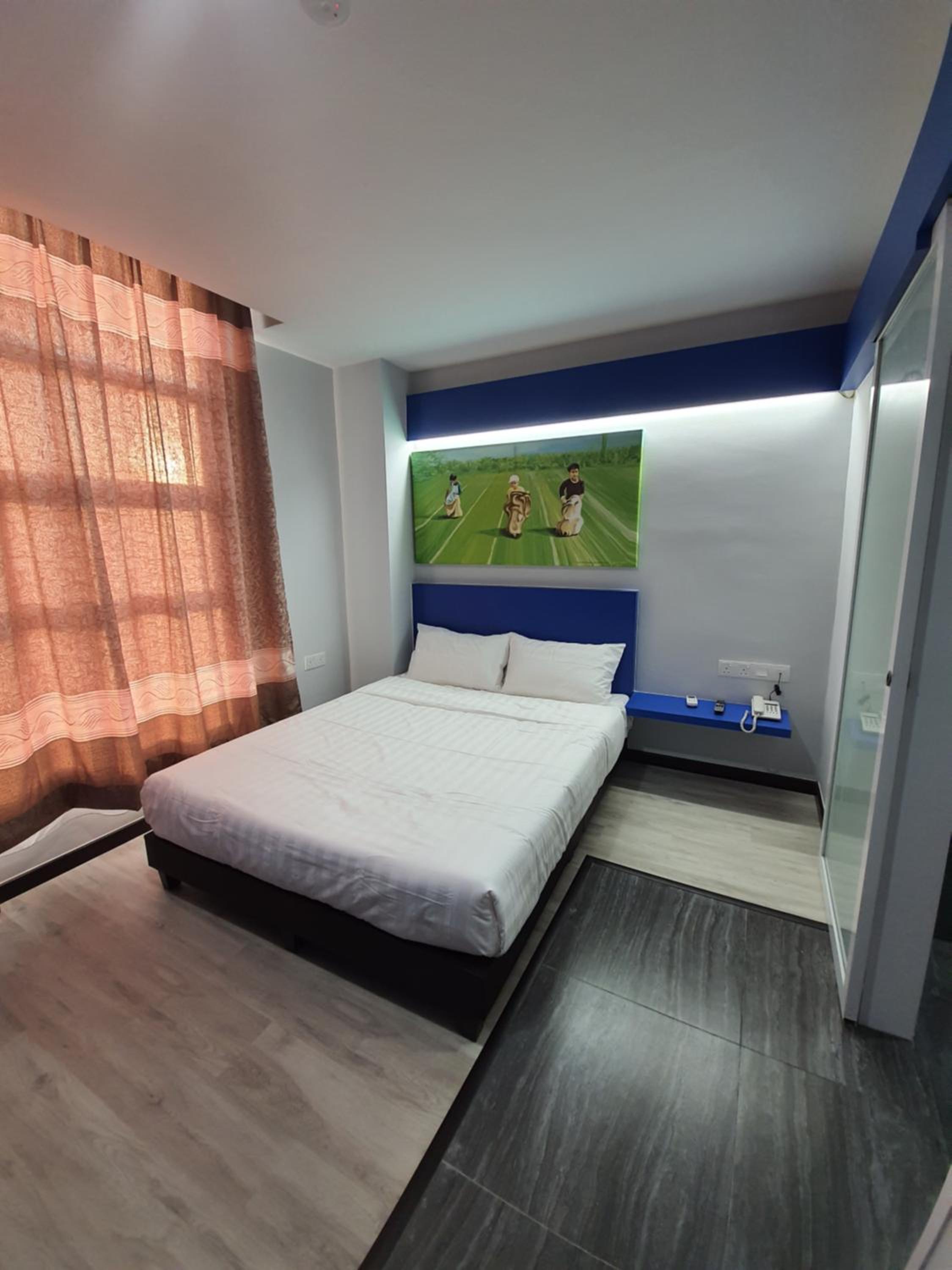 Deluxe Room - Photo 1