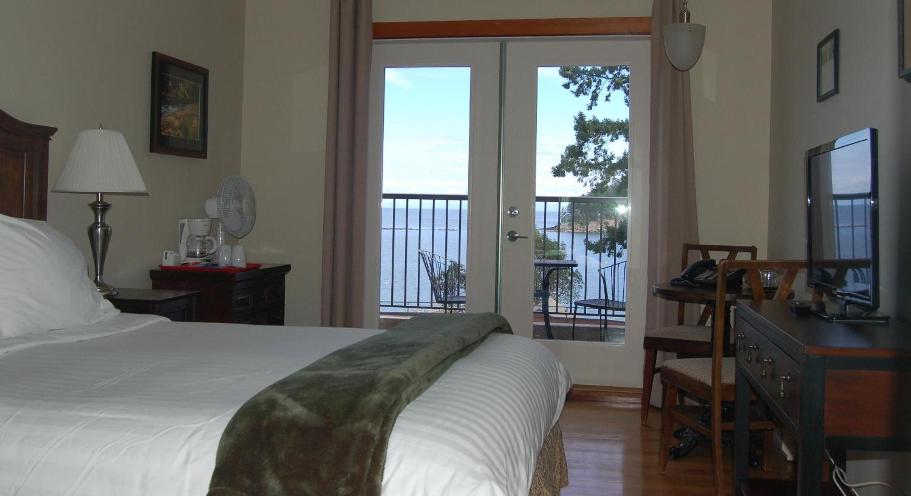 Standard Queen Room photo 1