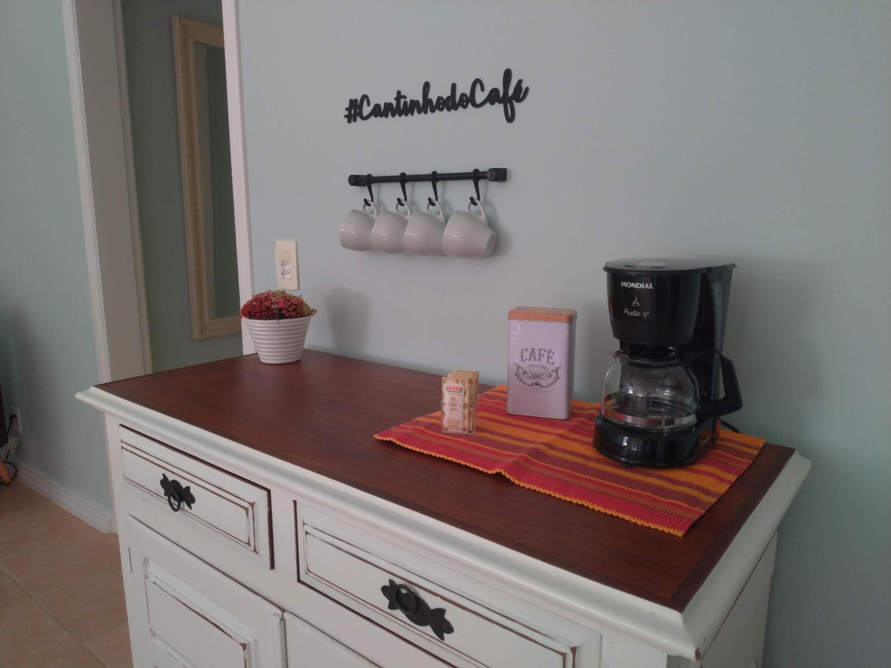 Deluxe Queen Suite - Photo 4