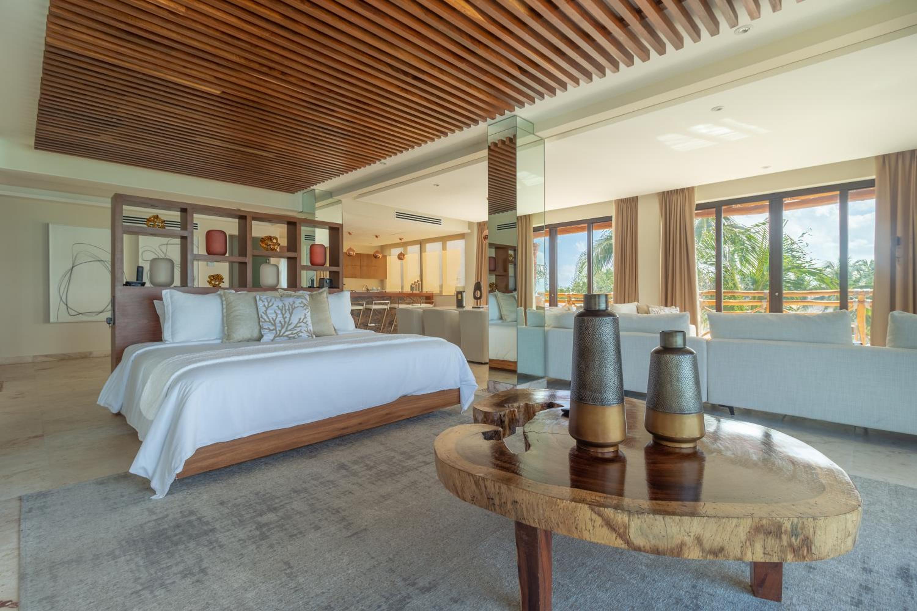 Belo Presidential Suite 1 King Bed Ocean View 
