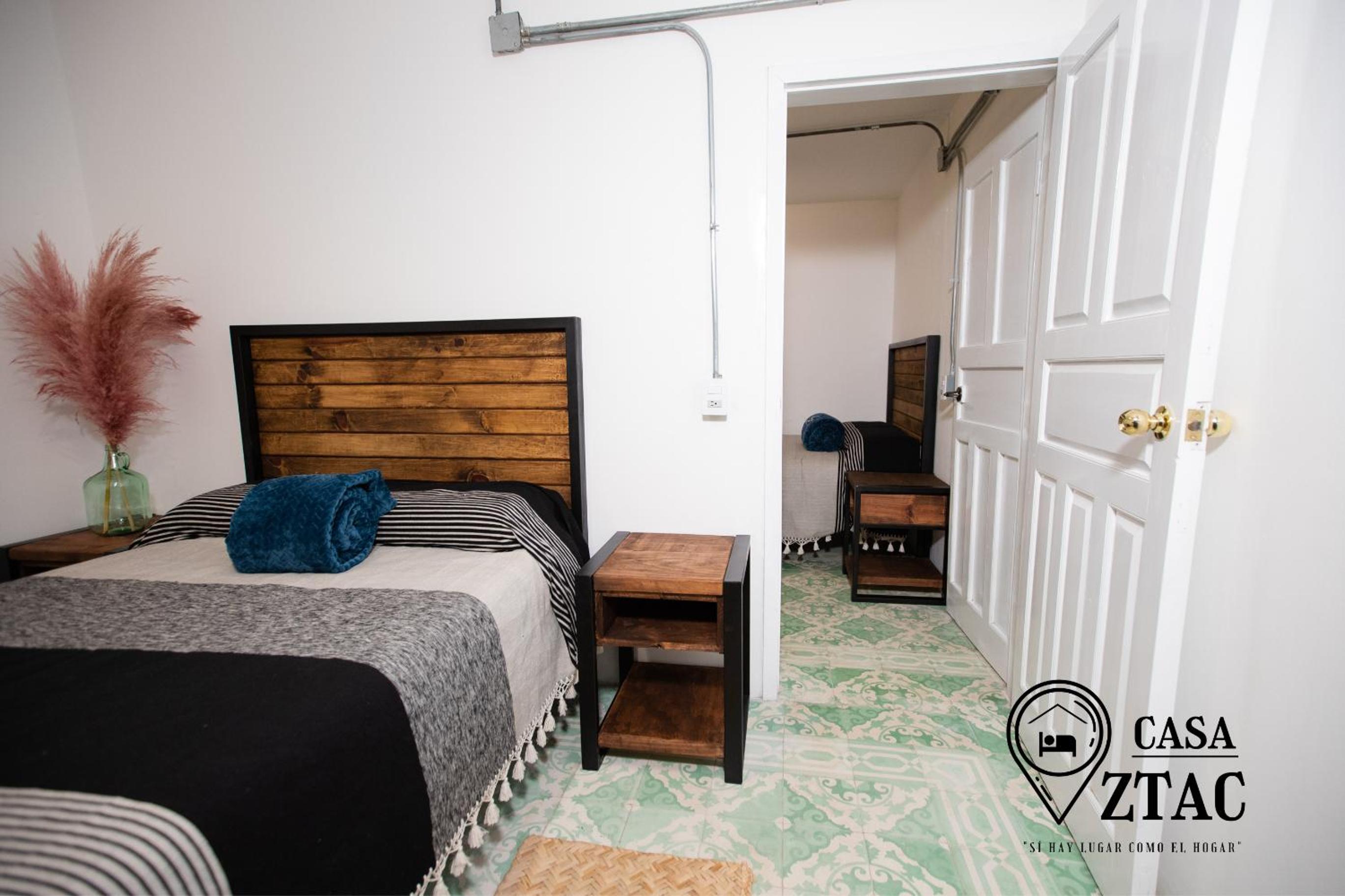 Twin Room - Photo 2