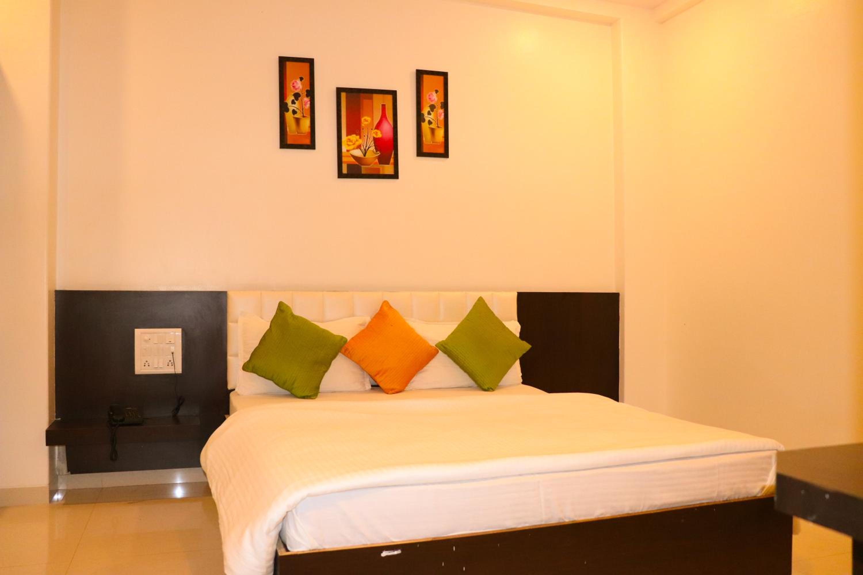 Super Deluxe Double Room - Photo 6