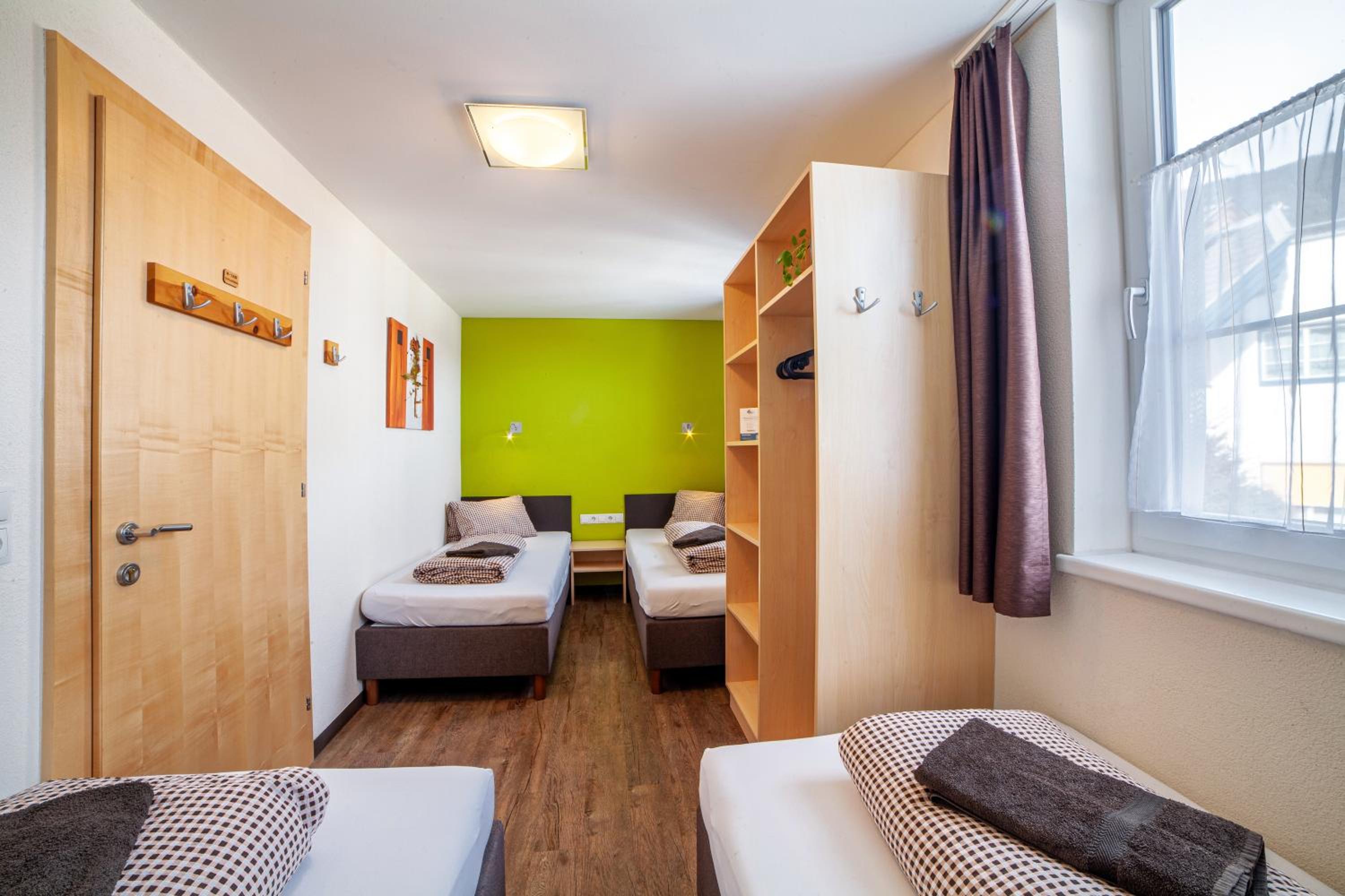 Quadruple Room with Shared Bathroom photo 1