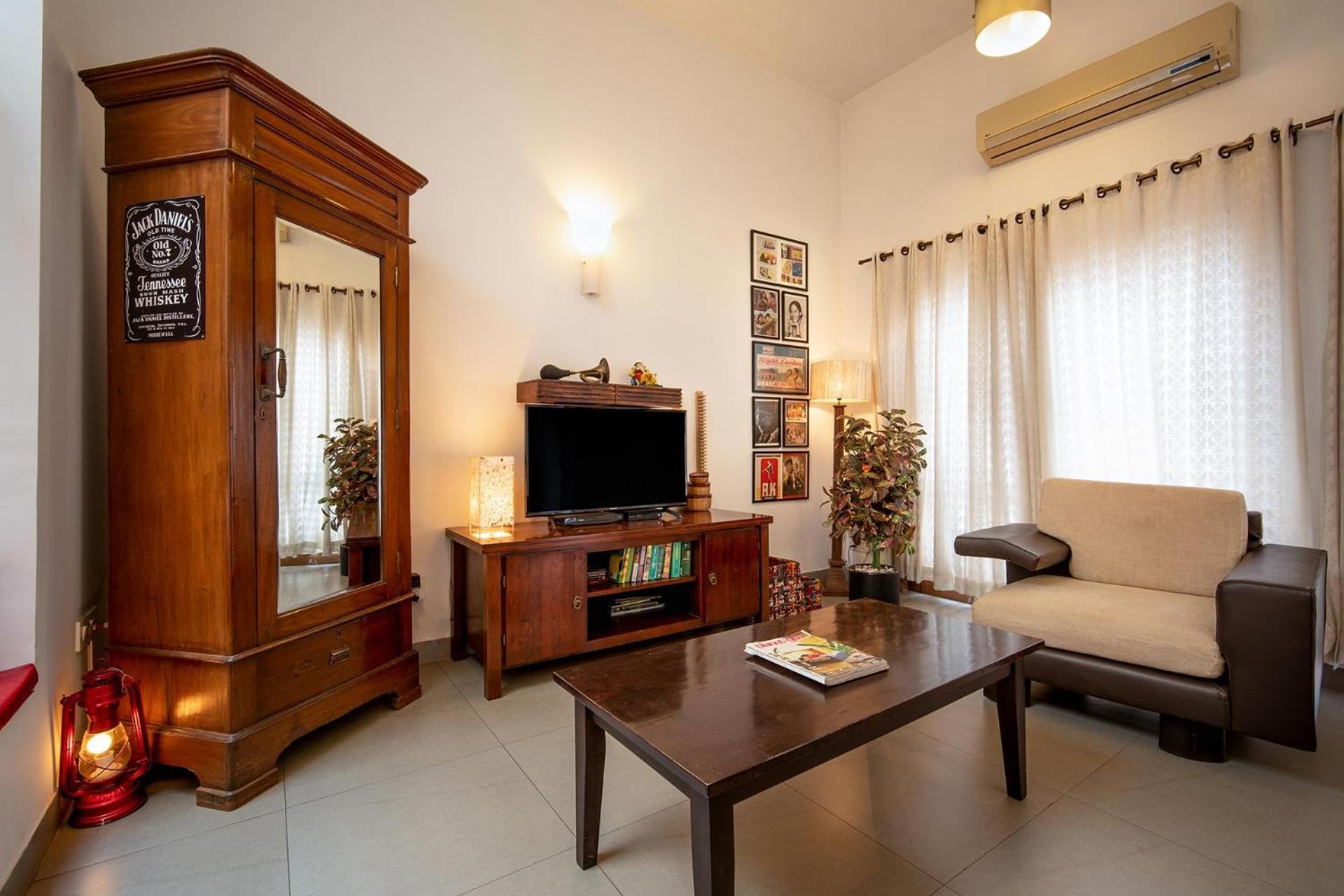 Three-Bedroom Villa - Photo 27