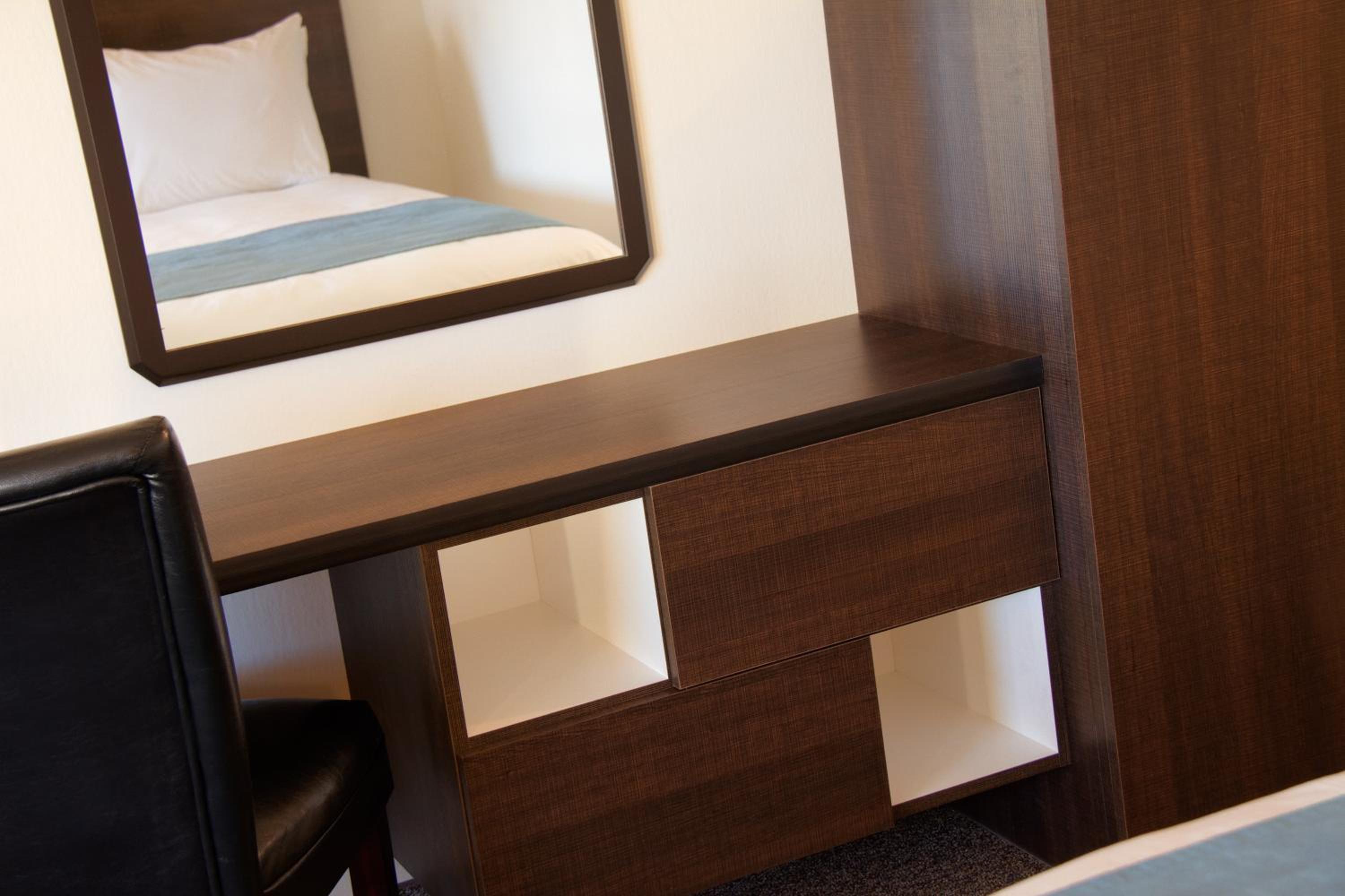 Double Room with Two Double Beds - Photo 6