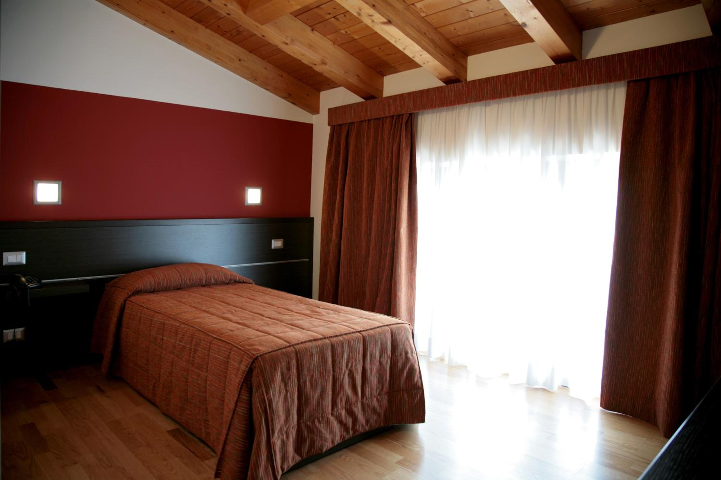 Single Room photo 1