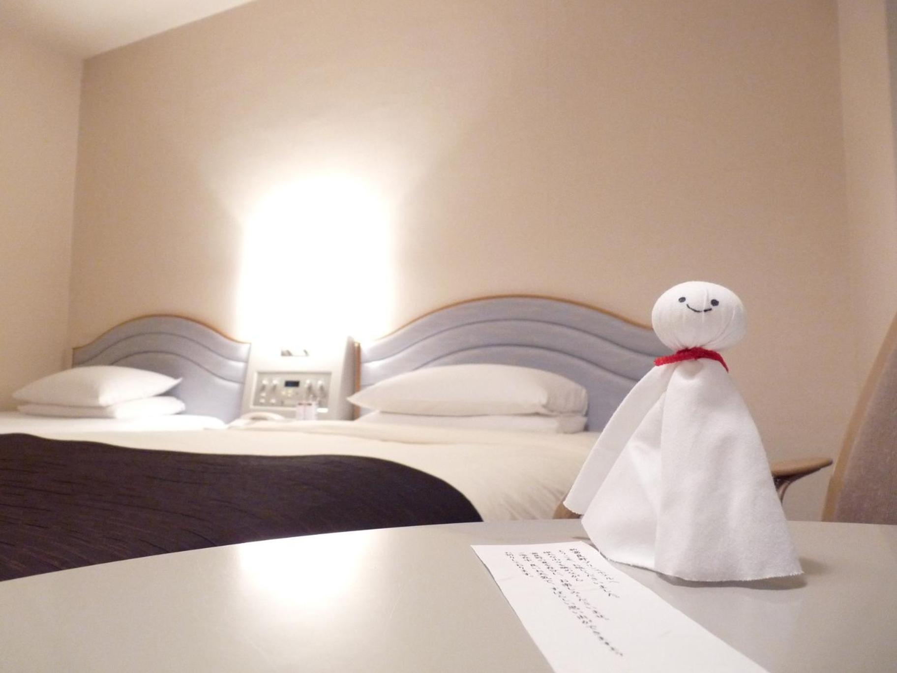 Twin Room - Smoking - Photo 6