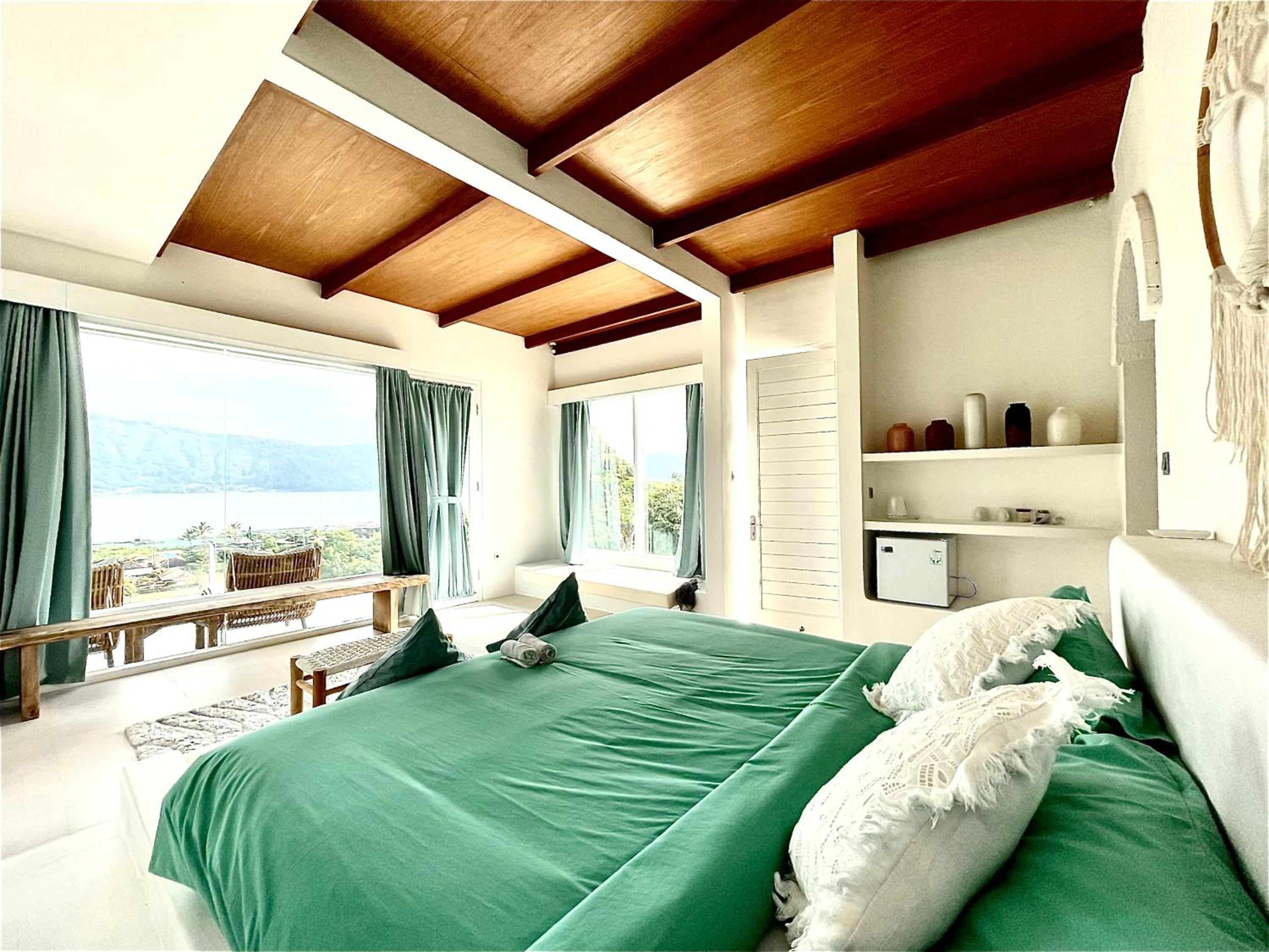  Deluxe King Room With Pool Access photo 1