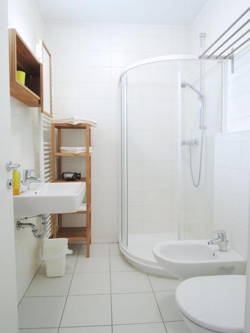 One-Bedroom Apartment - Photo 20