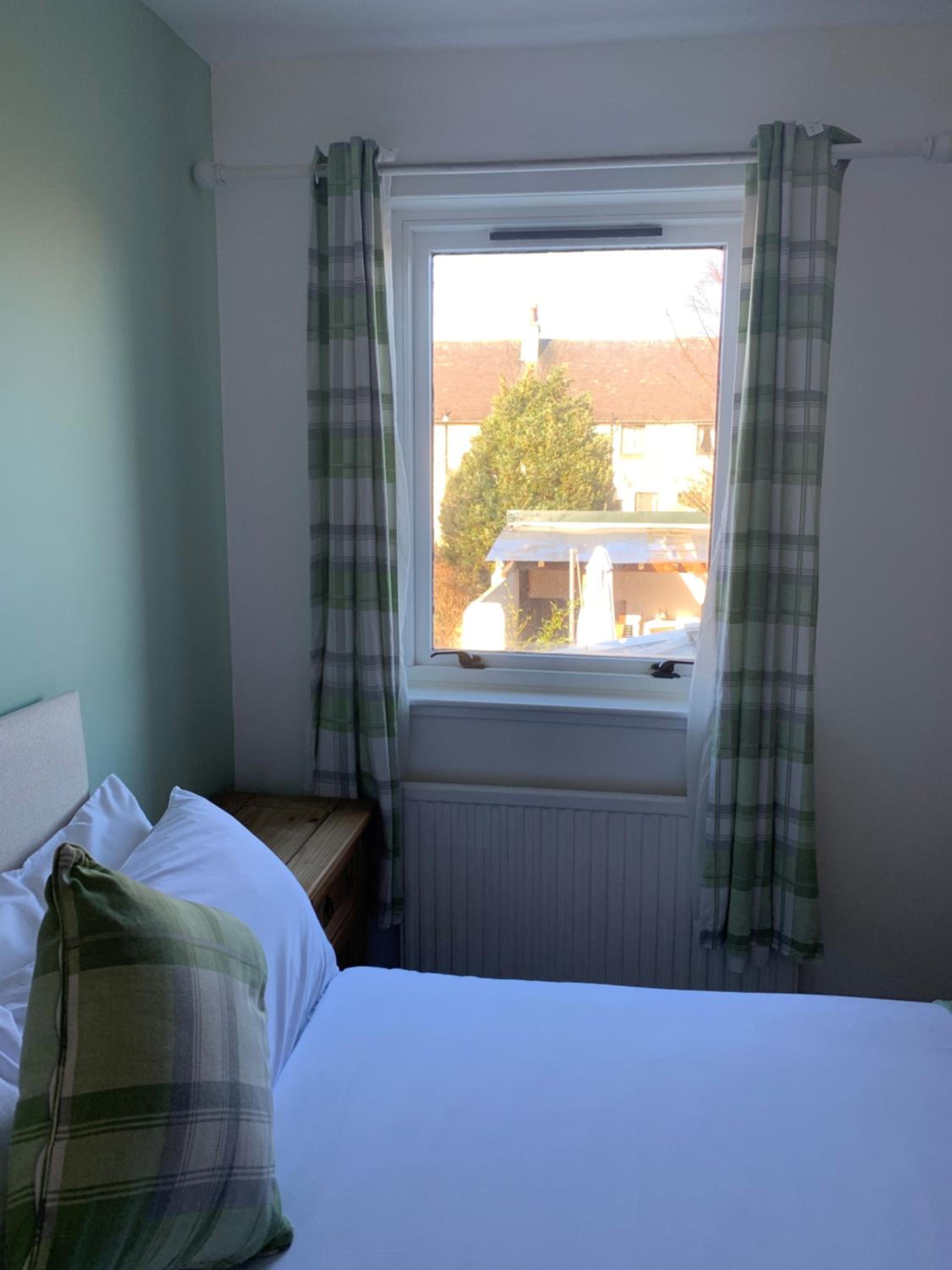Double Room - Photo 2