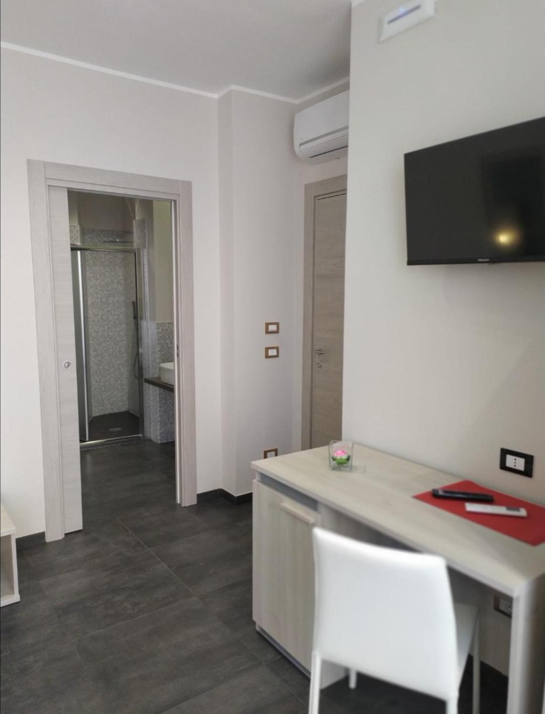 Deluxe Double or Twin Room with Sea View - Photo 29