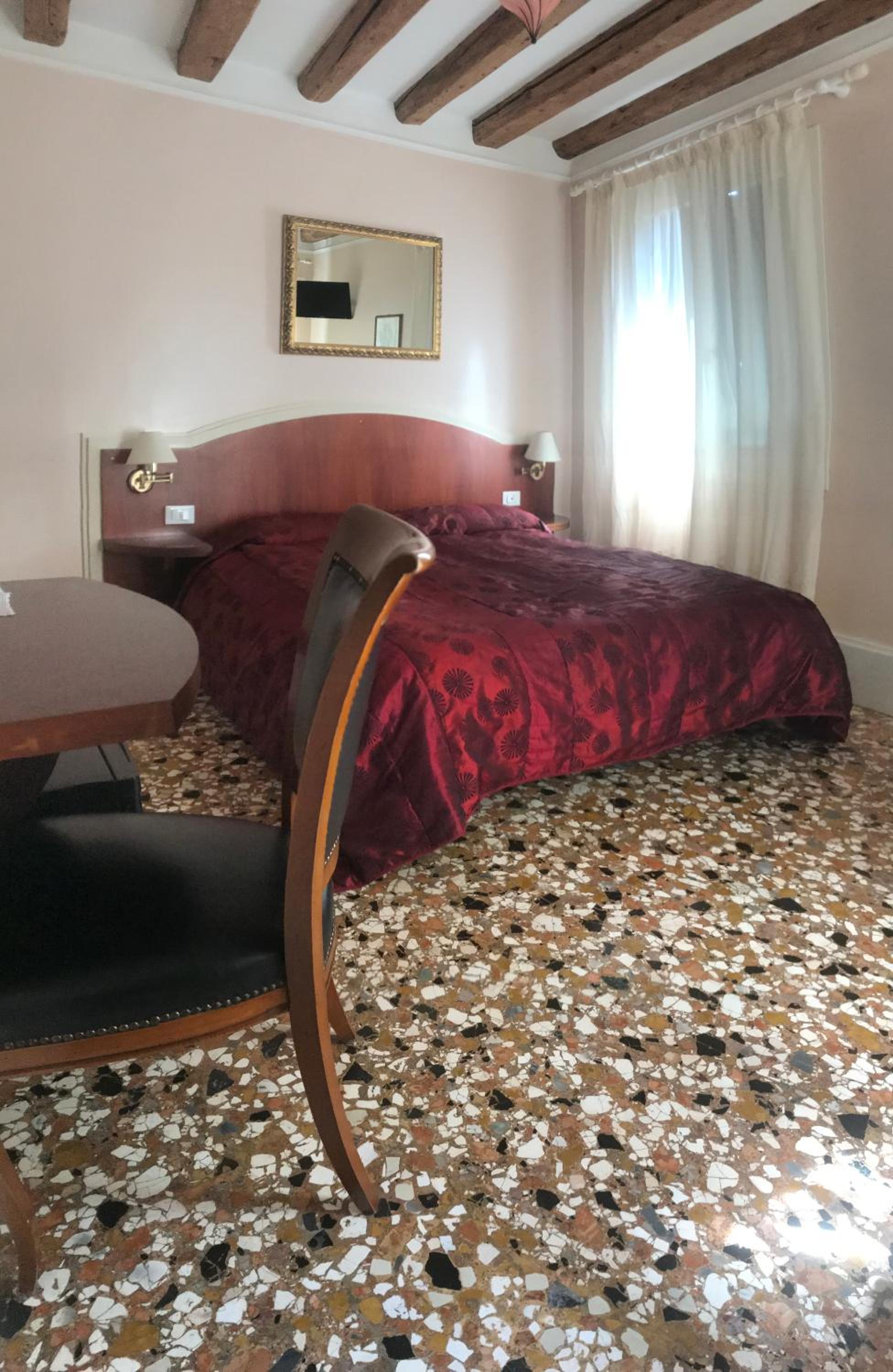 Double or Twin Room with Private Bathroom photo 1