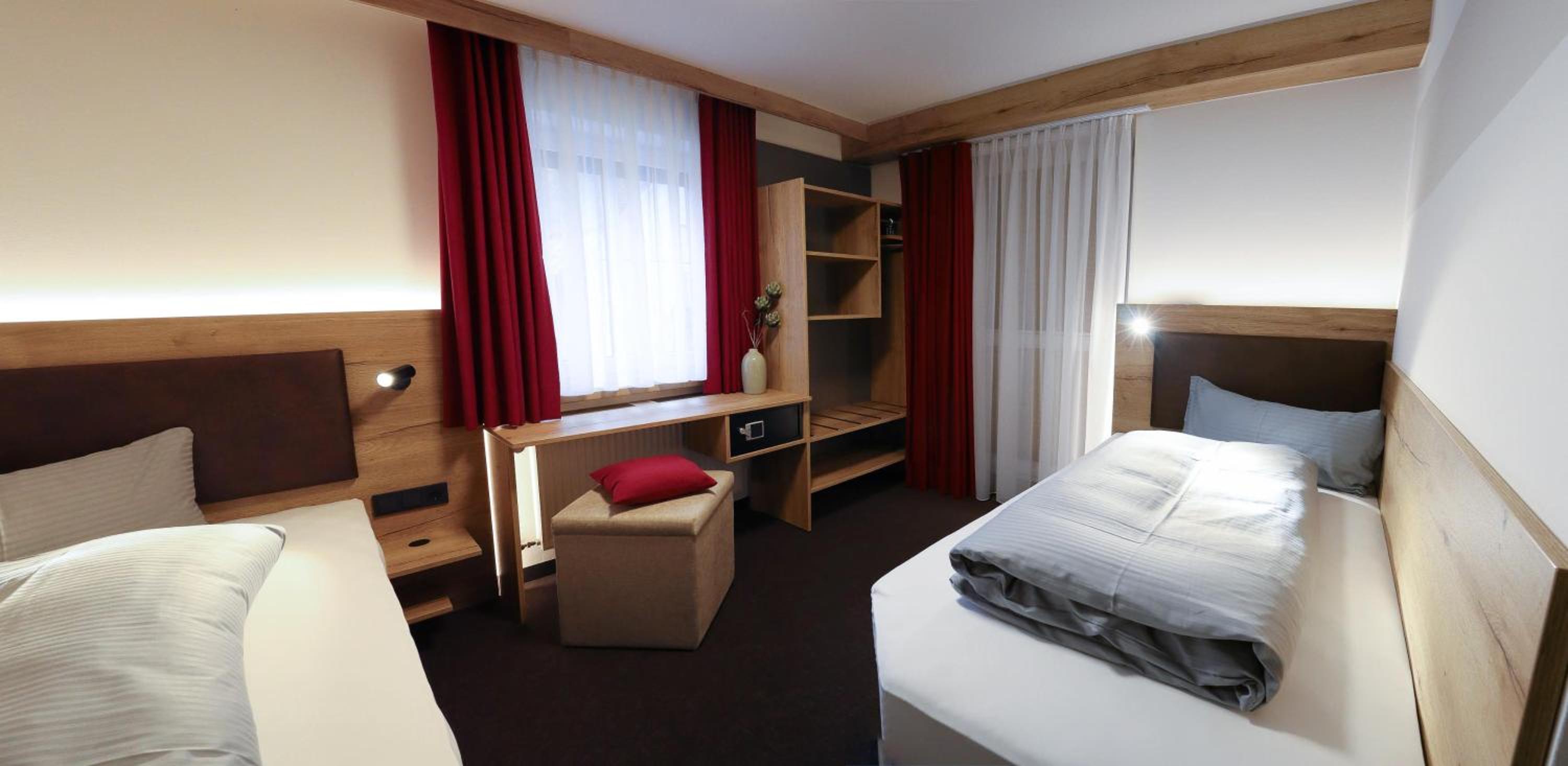 Standard Twin Room photo 1