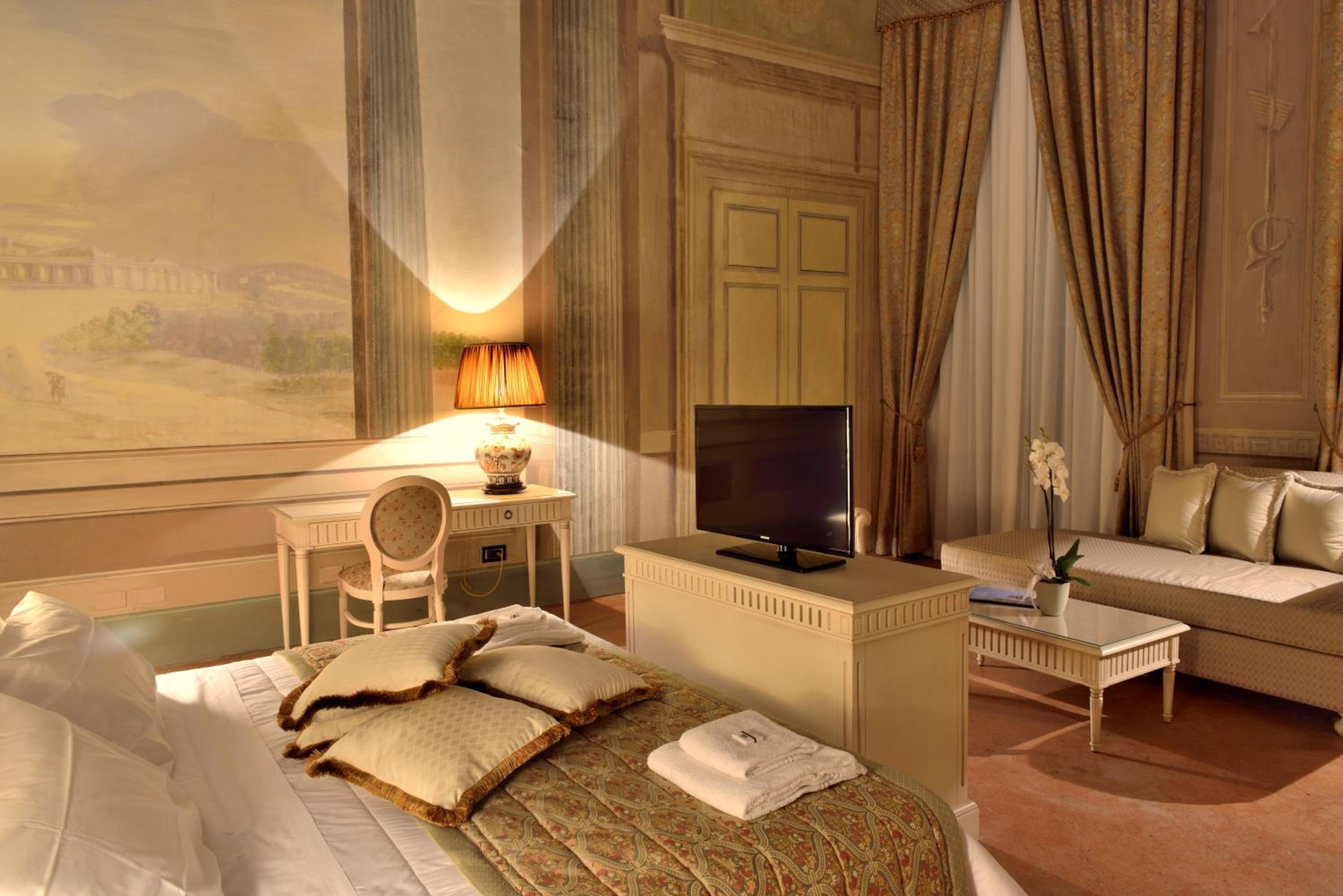 Superior Suite photo 2