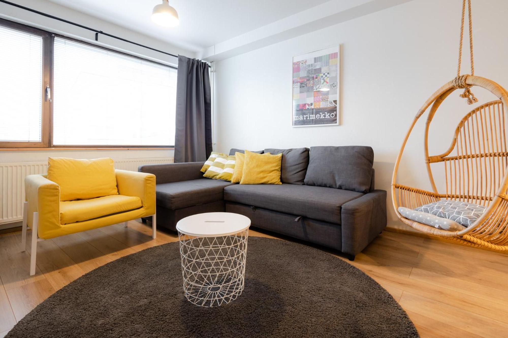 Apartment - Photo 2
