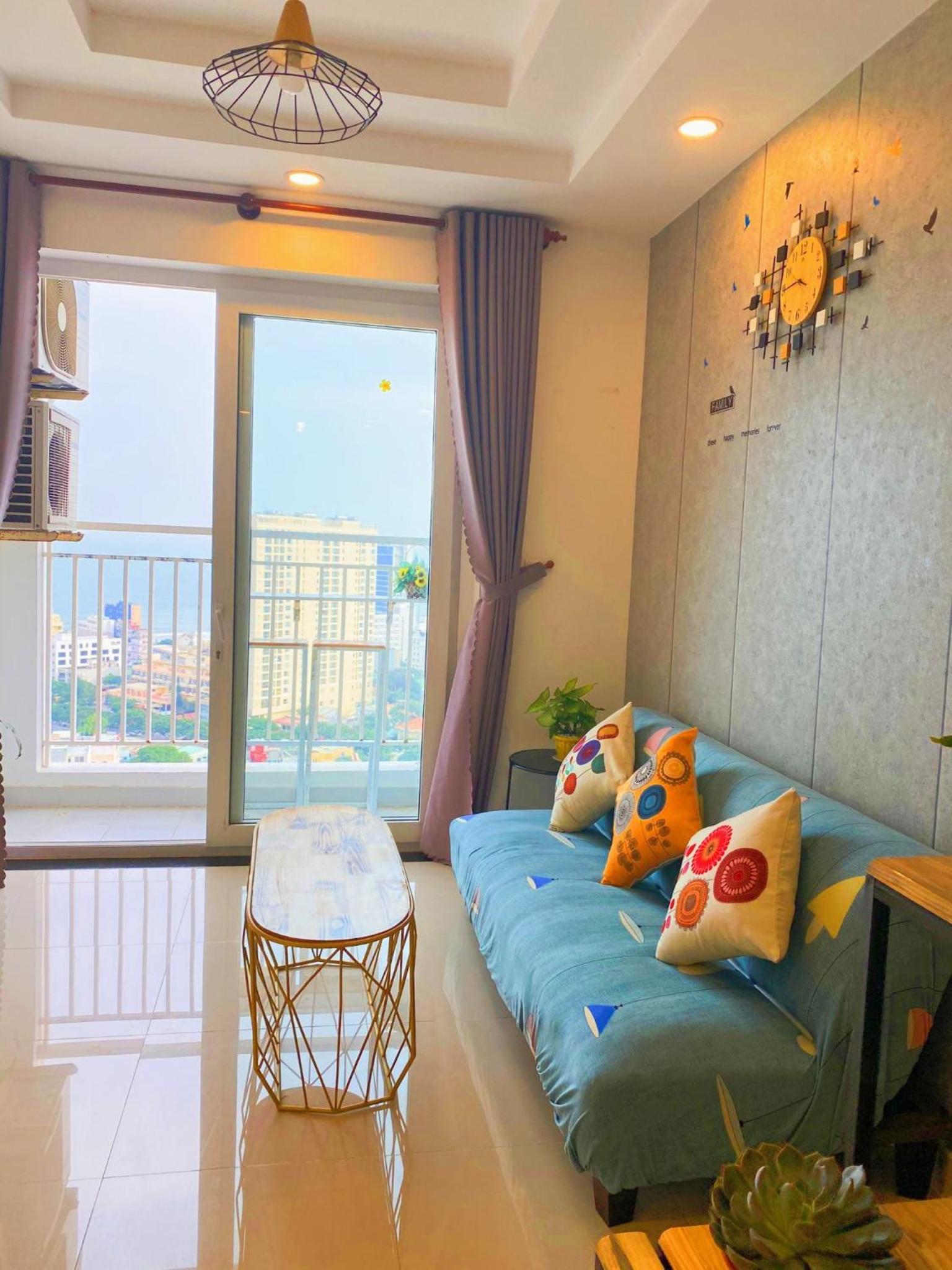 One-Bedroom Apartment - Photo 13