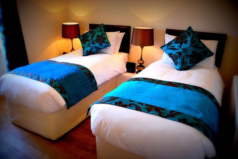 Double or Twin Room photo 2
