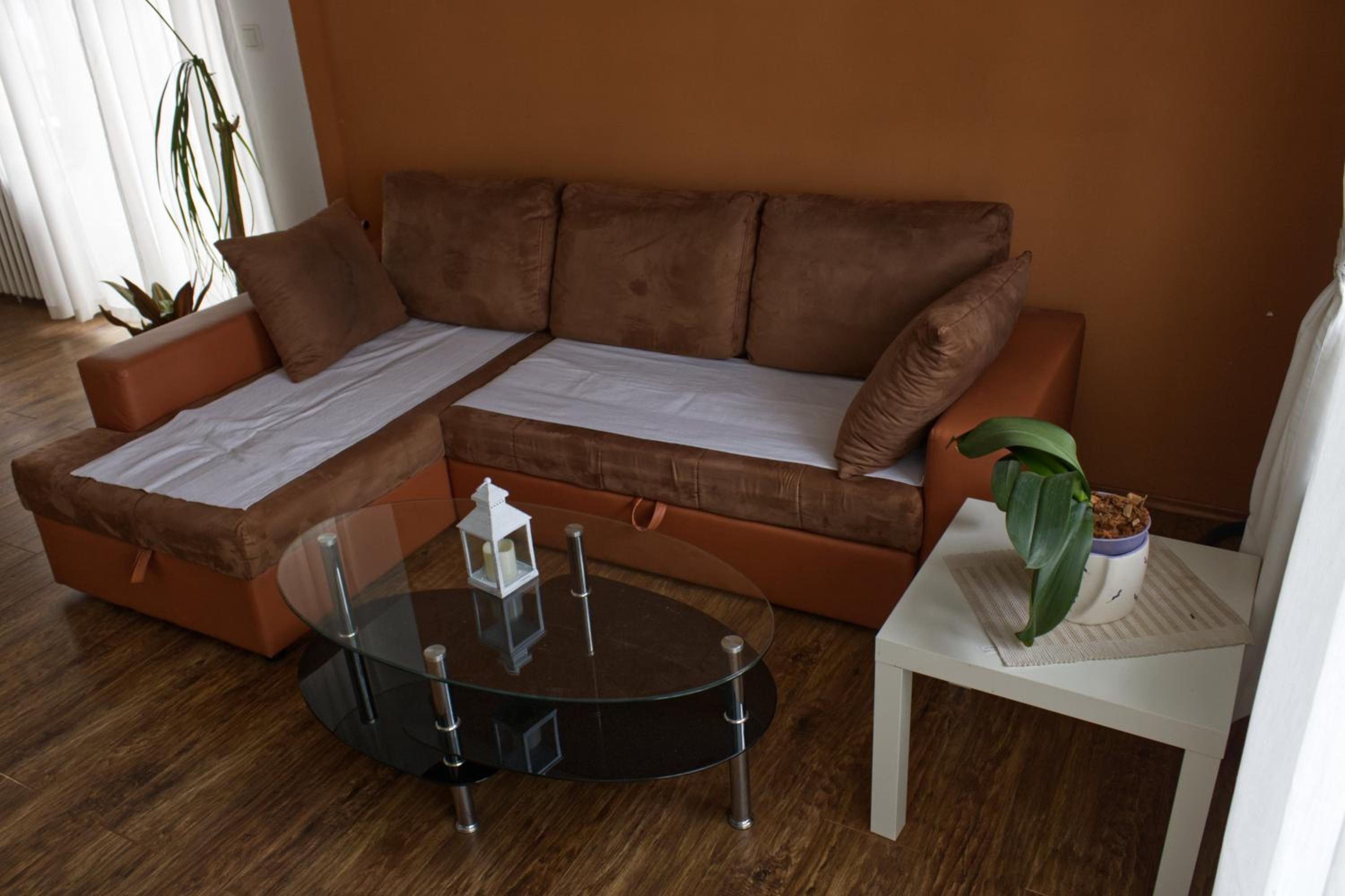 Three-Bedroom Apartment - Photo 1