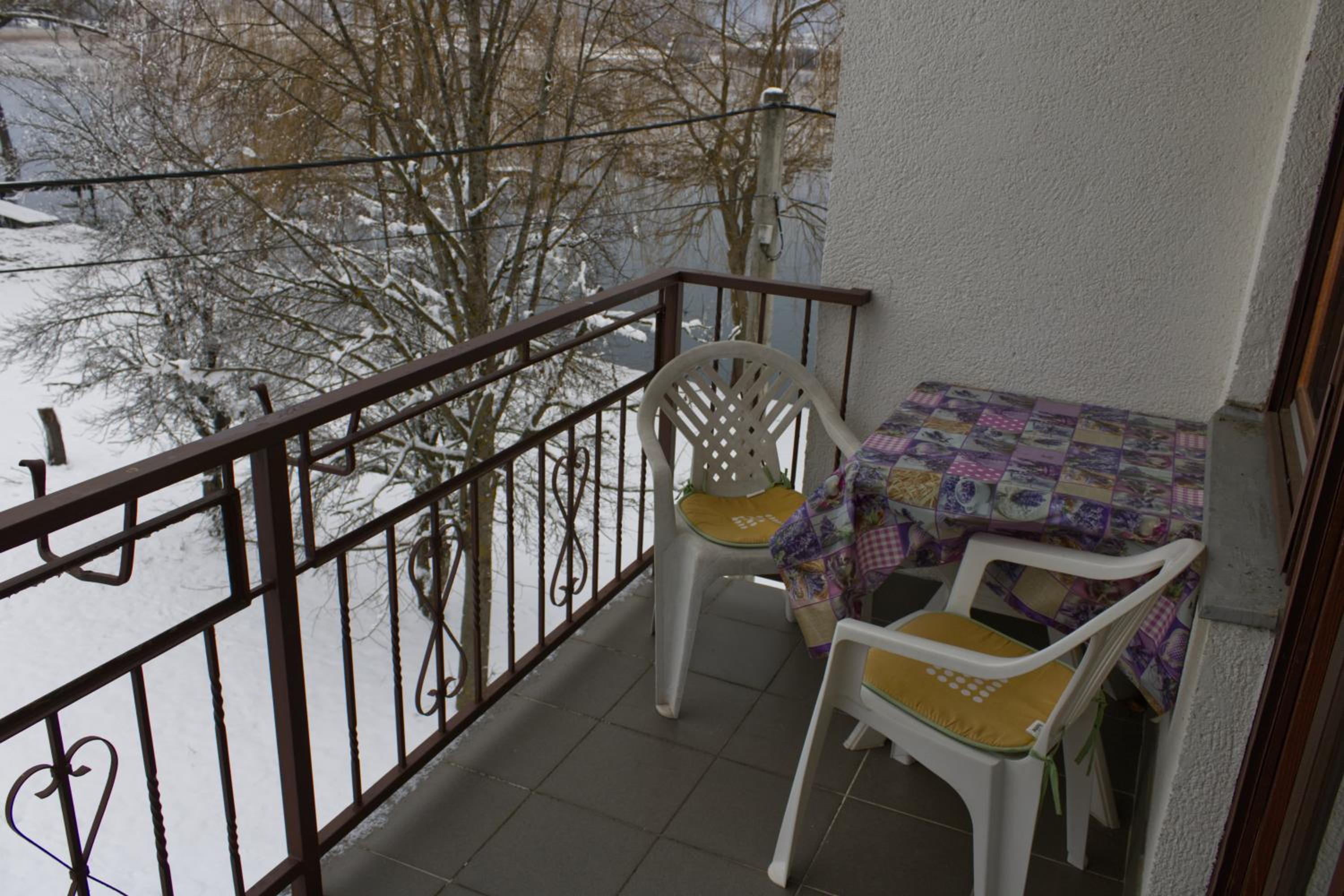 Three-Bedroom Apartment - Photo 12