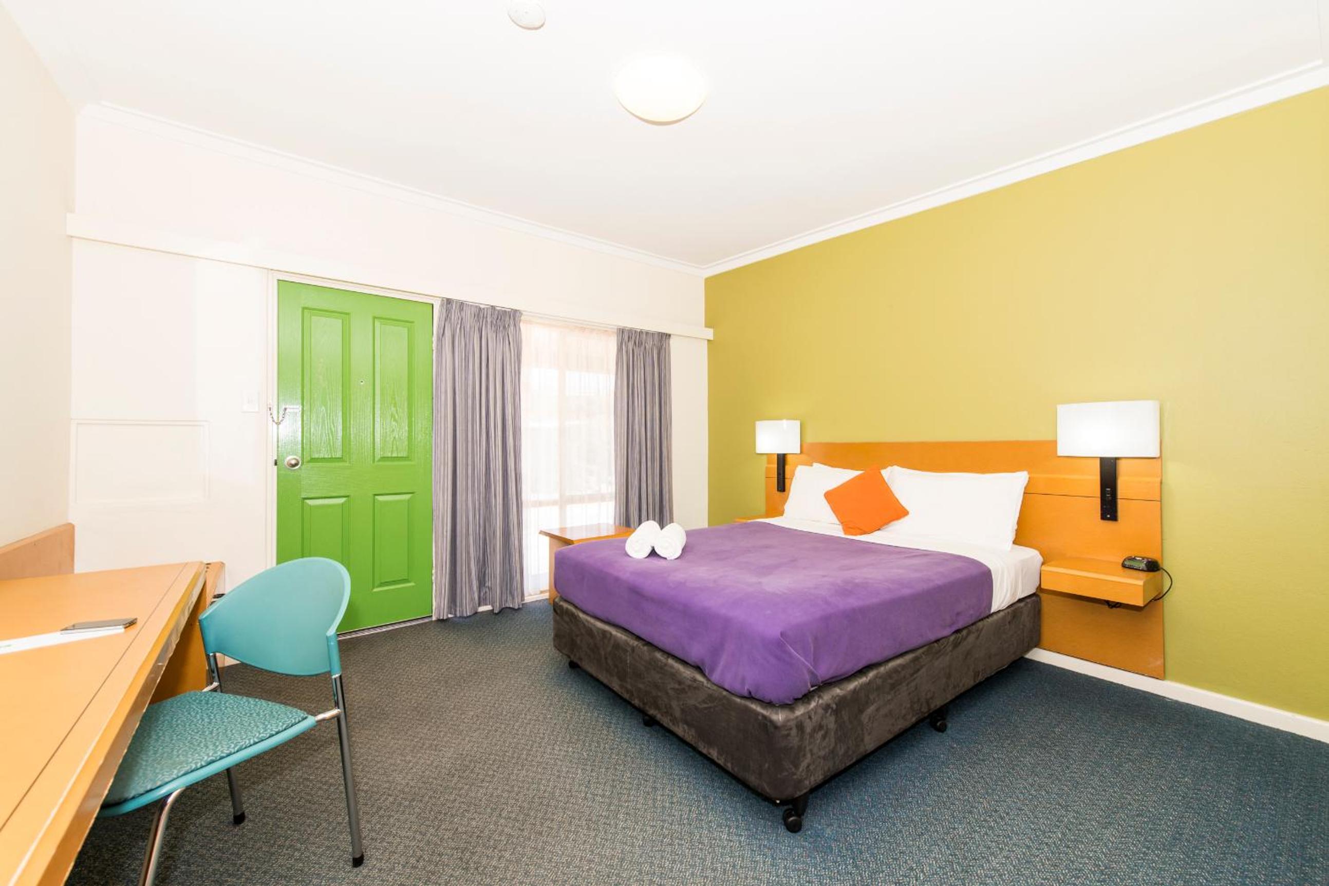 Standard Queen Room - Photo 3