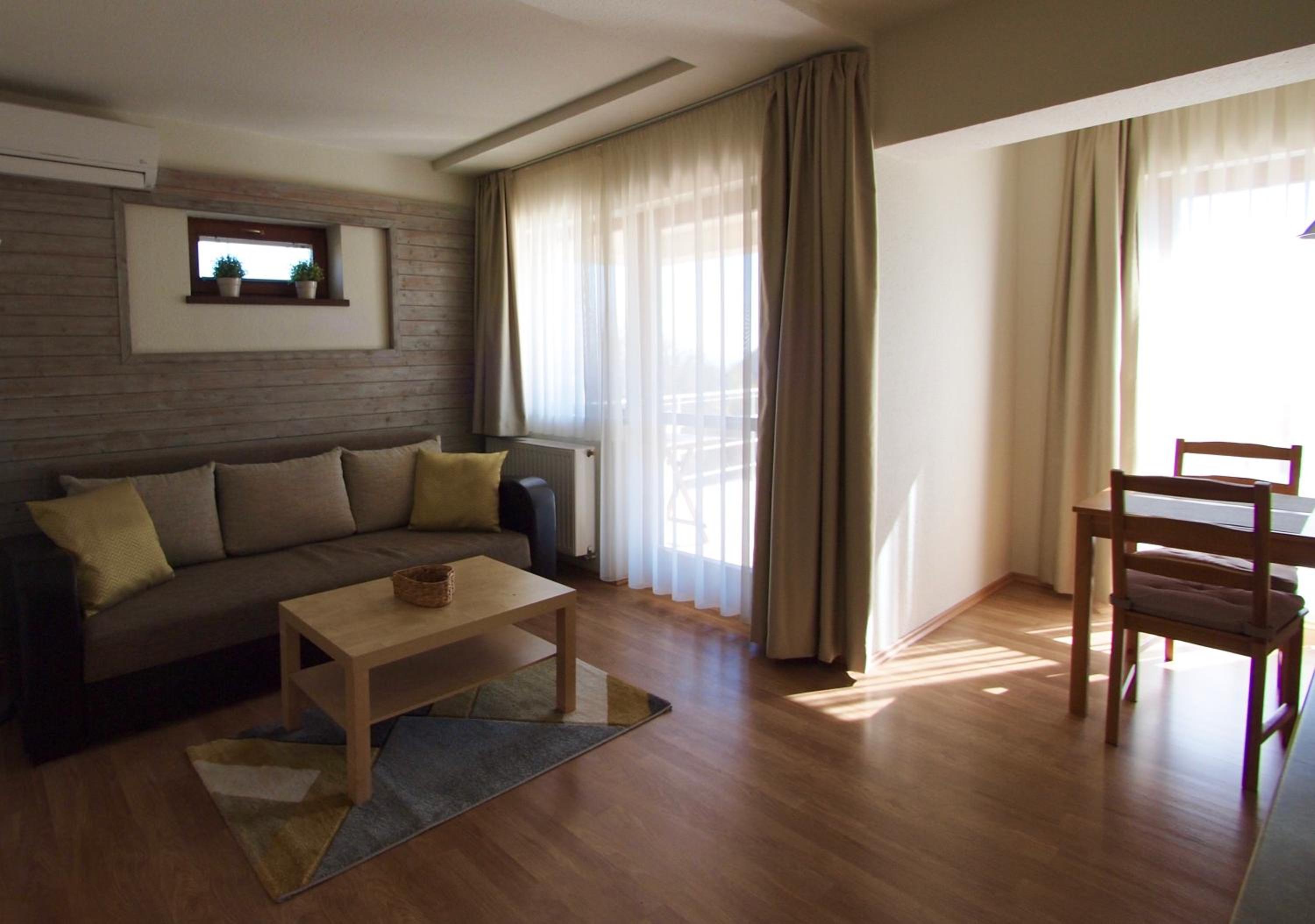Apartment with Terrace photo 3