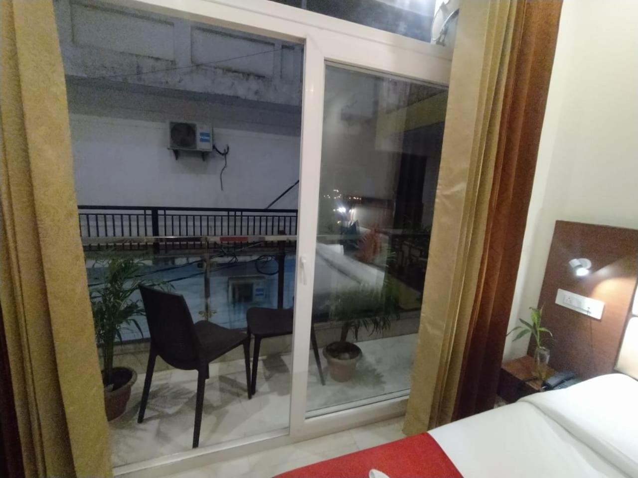 Double Room With Balcony photo 2